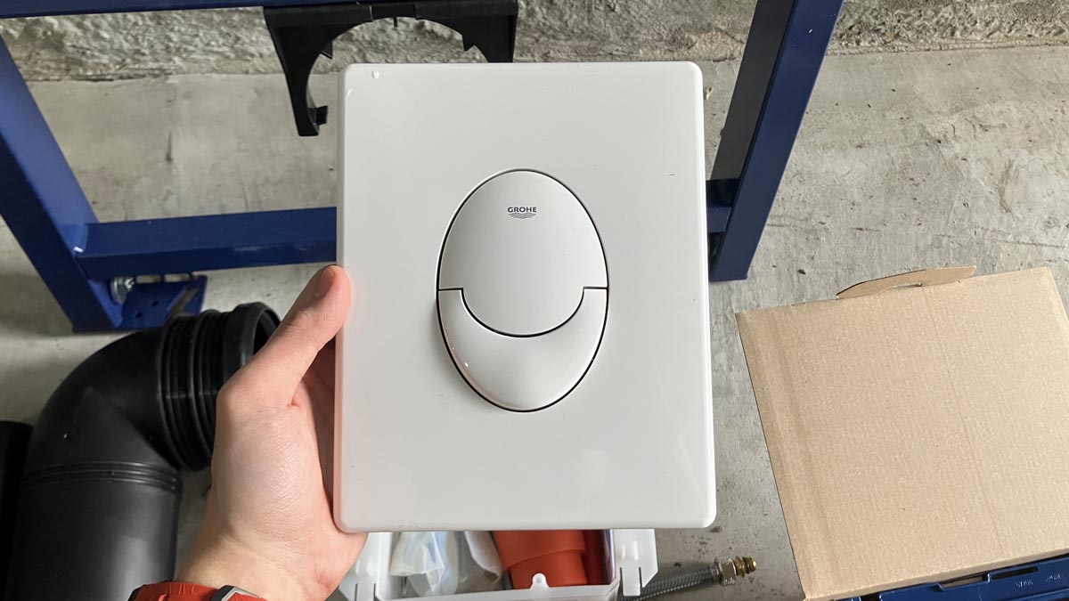 Két nước âm tường có khung 3 trong 1 GROHE 38722001