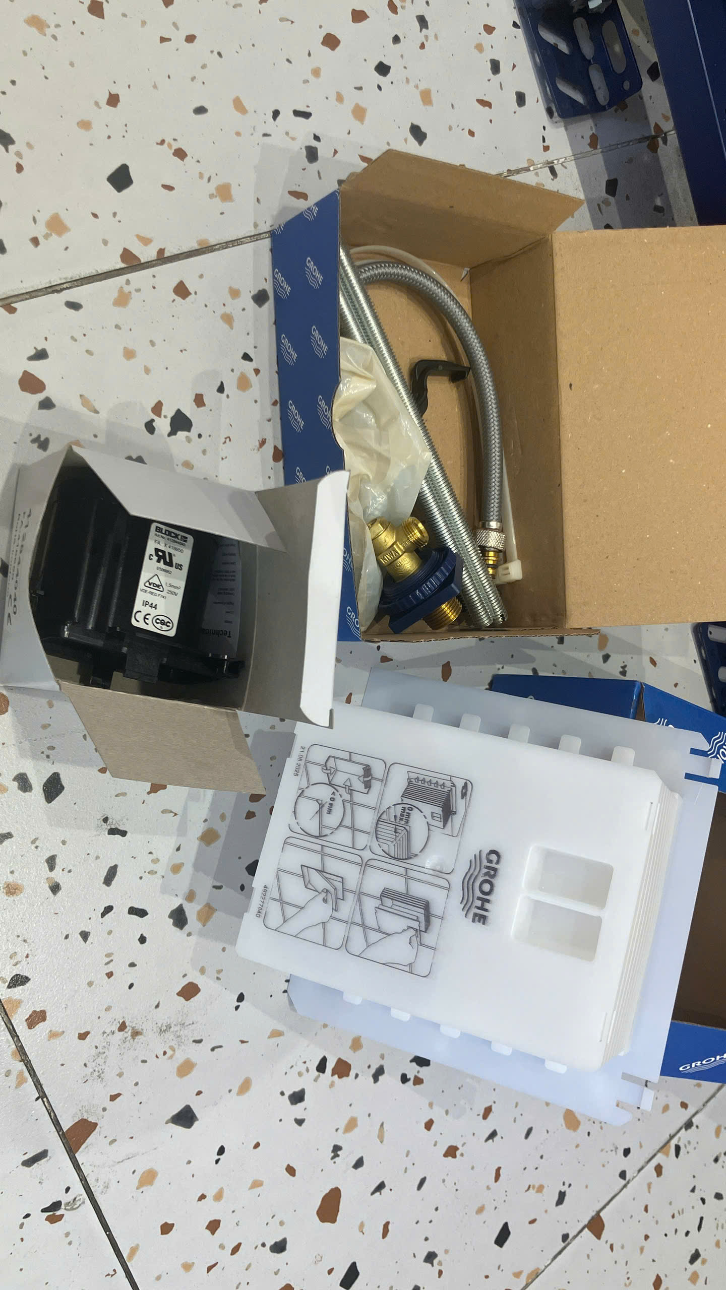 Két nước âm tường Rapid SLX GROHE 39596000
