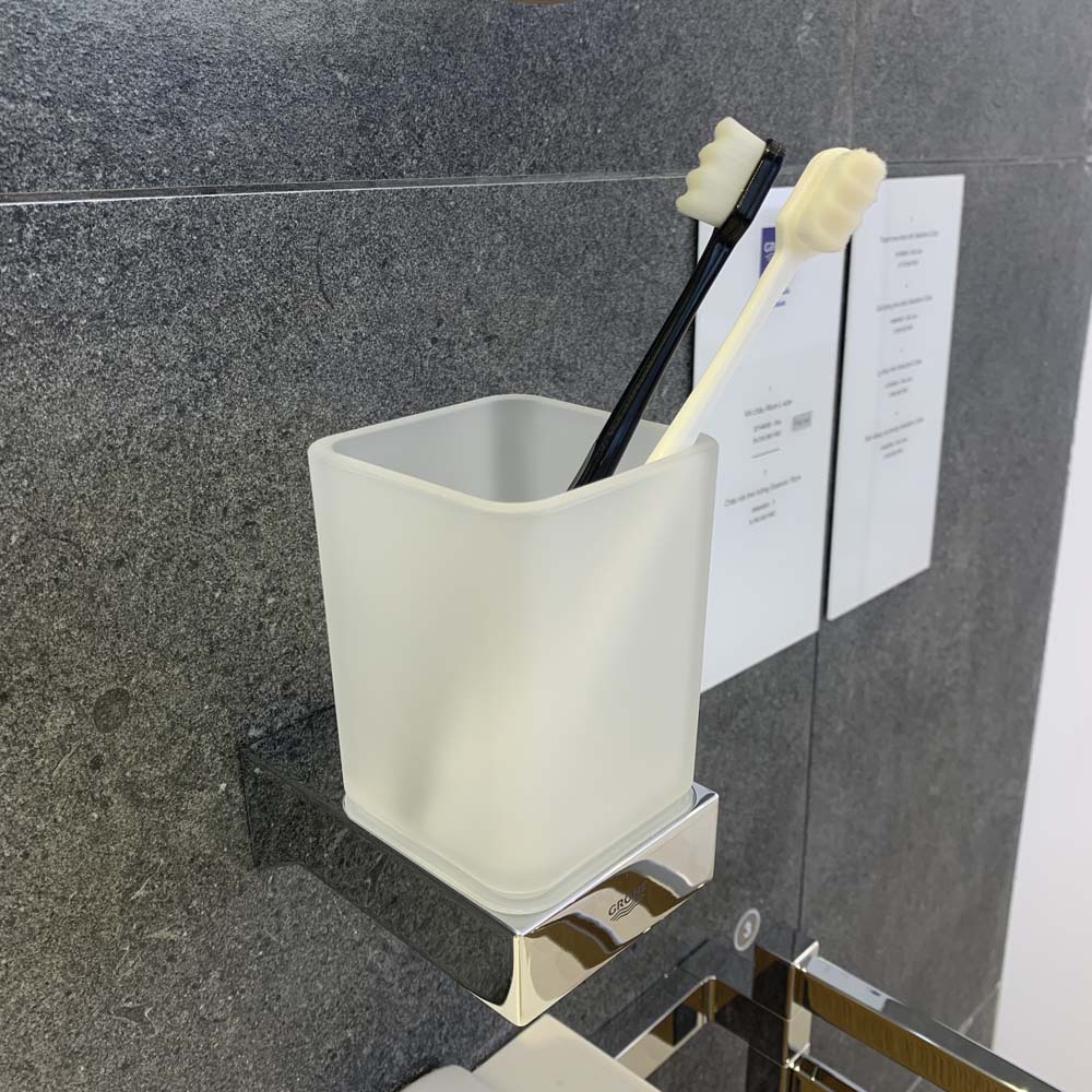 Ly thủy tinh Selection Cube GROHE 40783000