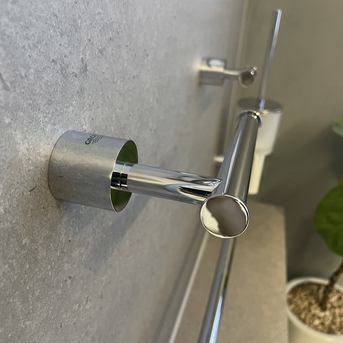 Móc treo giấy Atrio GROHE 40313003