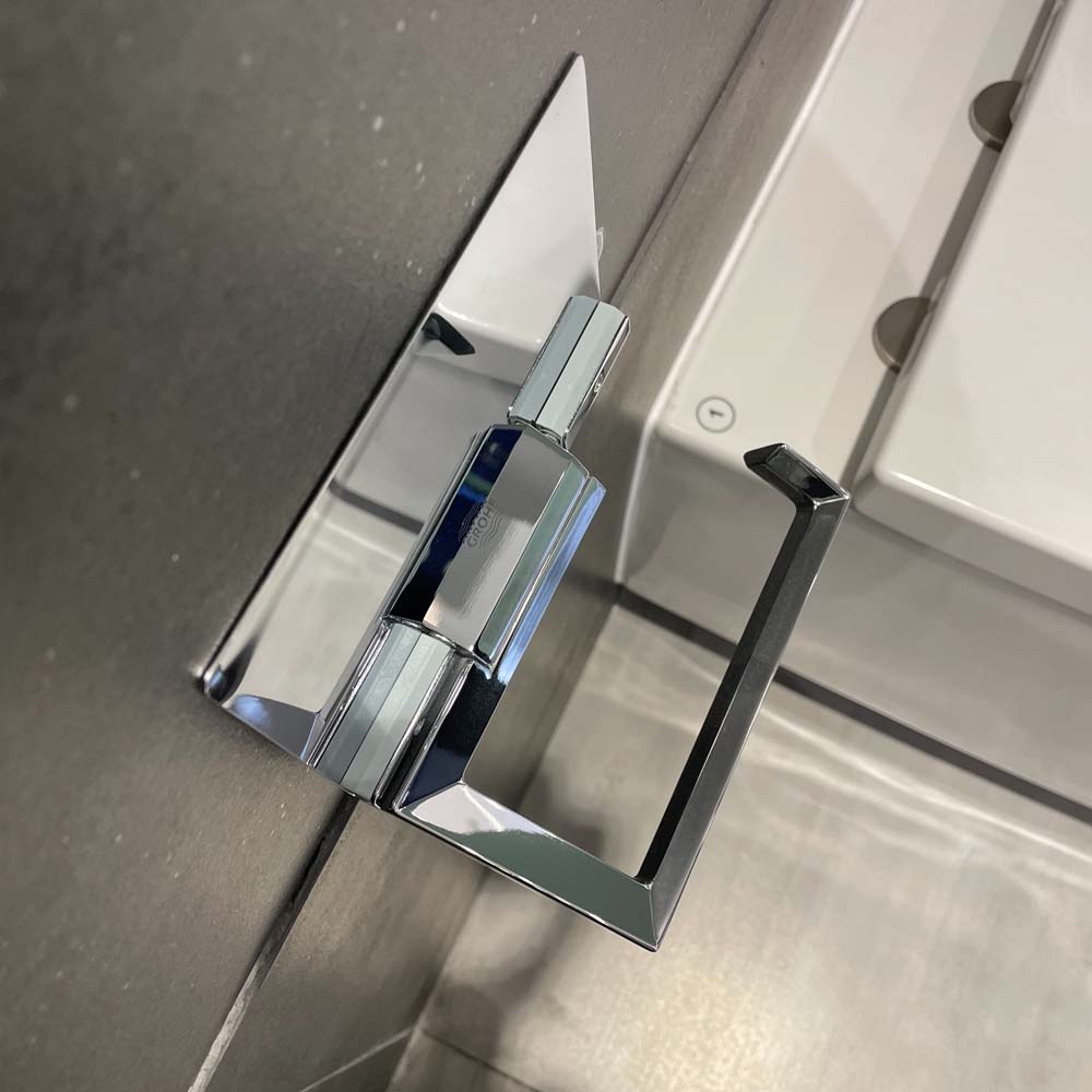 Lô giấy vệ sinh có nắp Selection Cube GROHE 40781000