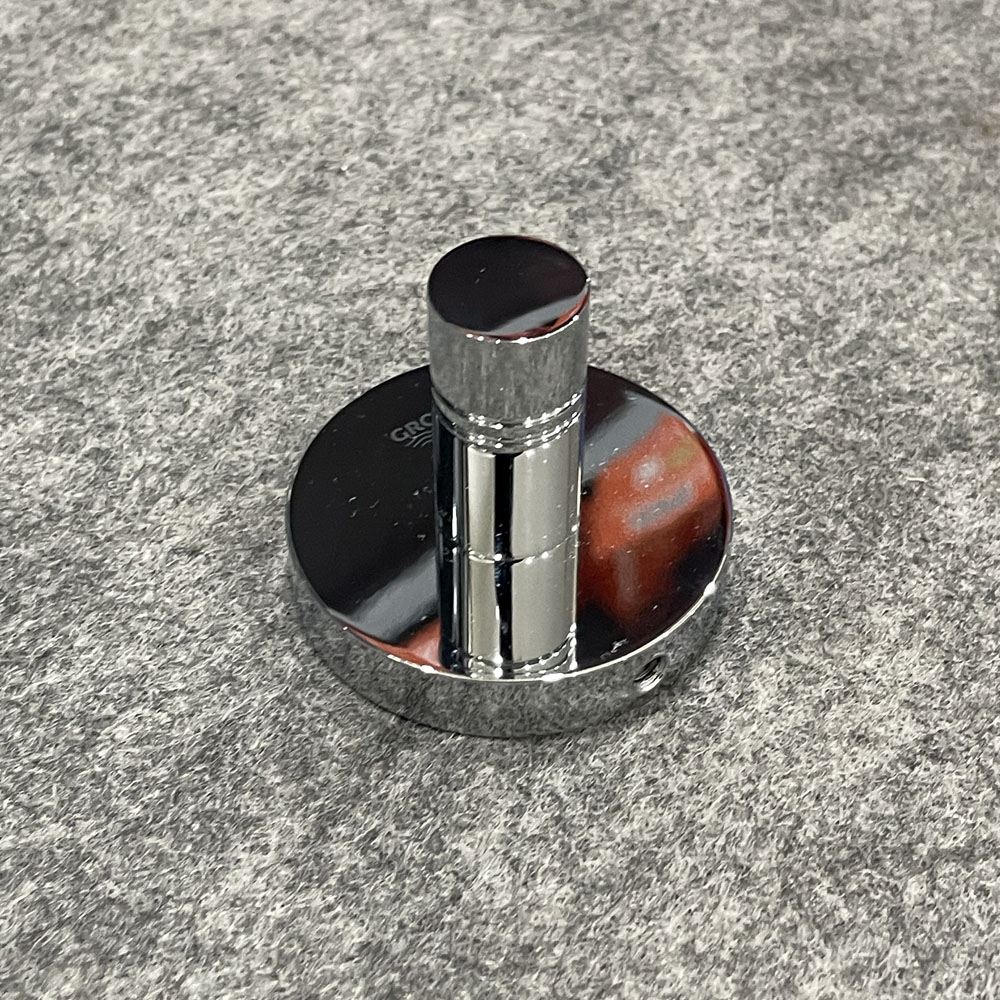 Móc treo áo gắn tường Essentials GROHE 40364001