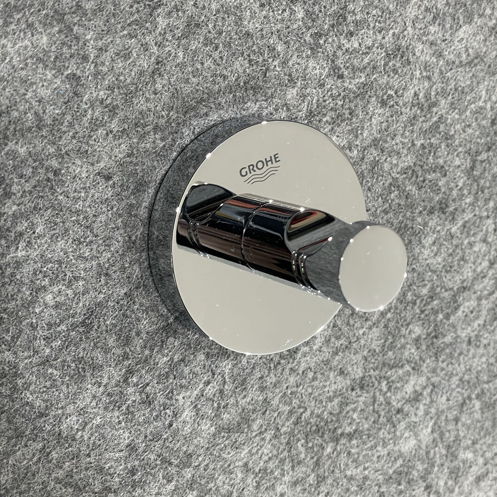 Móc treo áo gắn tường Essentials GROHE 40364001