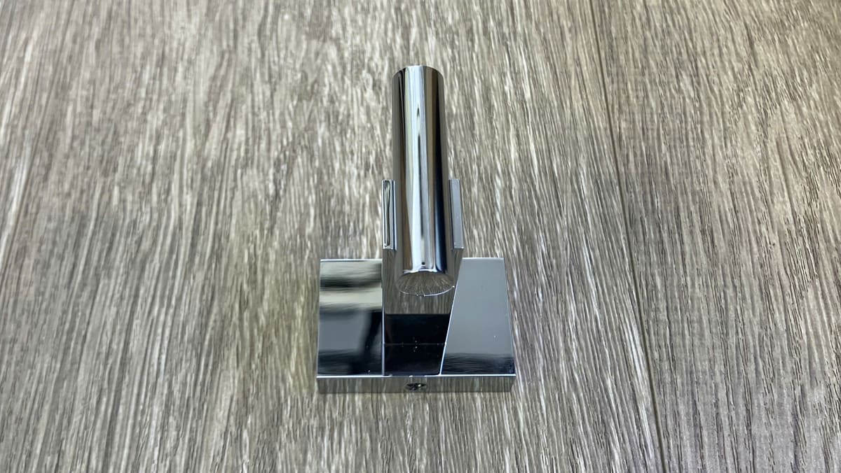 Móc treo áo gắn tường Essentials Cube GROHE 40511001