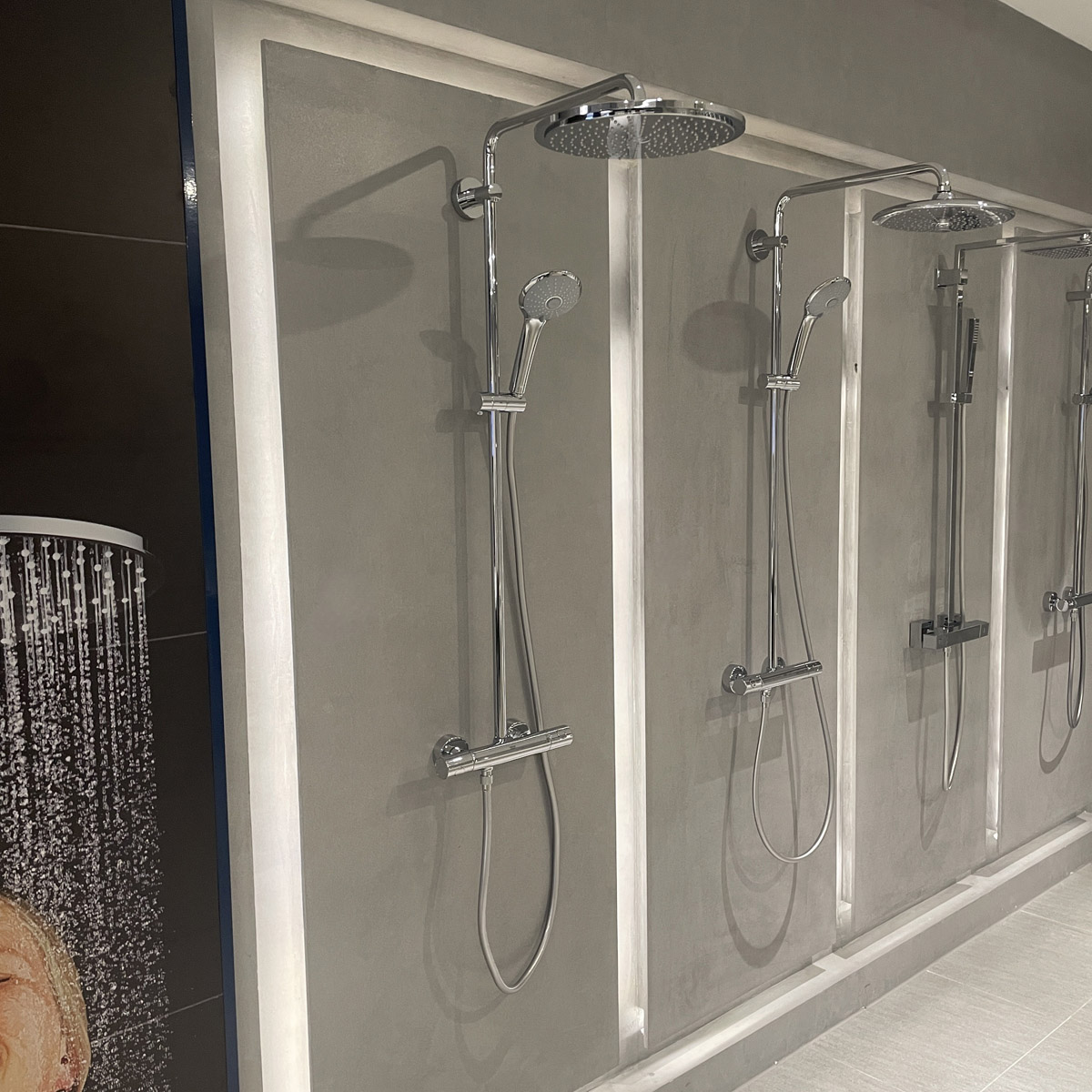 Bộ cây sen tắm ổn nhiệt Euphoria XXL Grohe 26075000