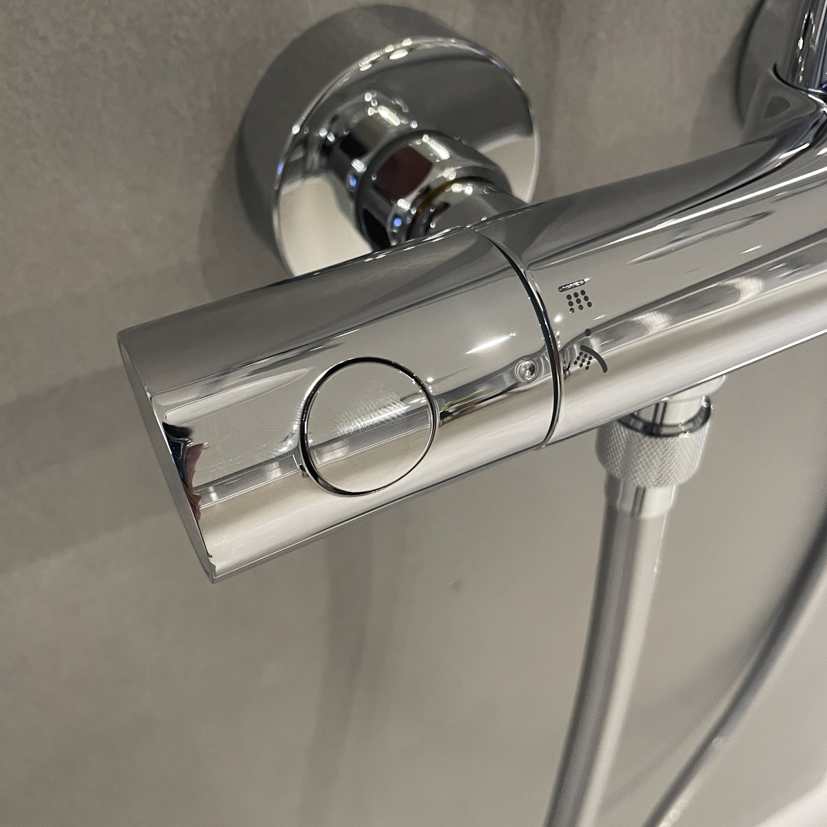 Bộ cây sen tắm ổn nhiệt Euphoria XXL Grohe 26075000