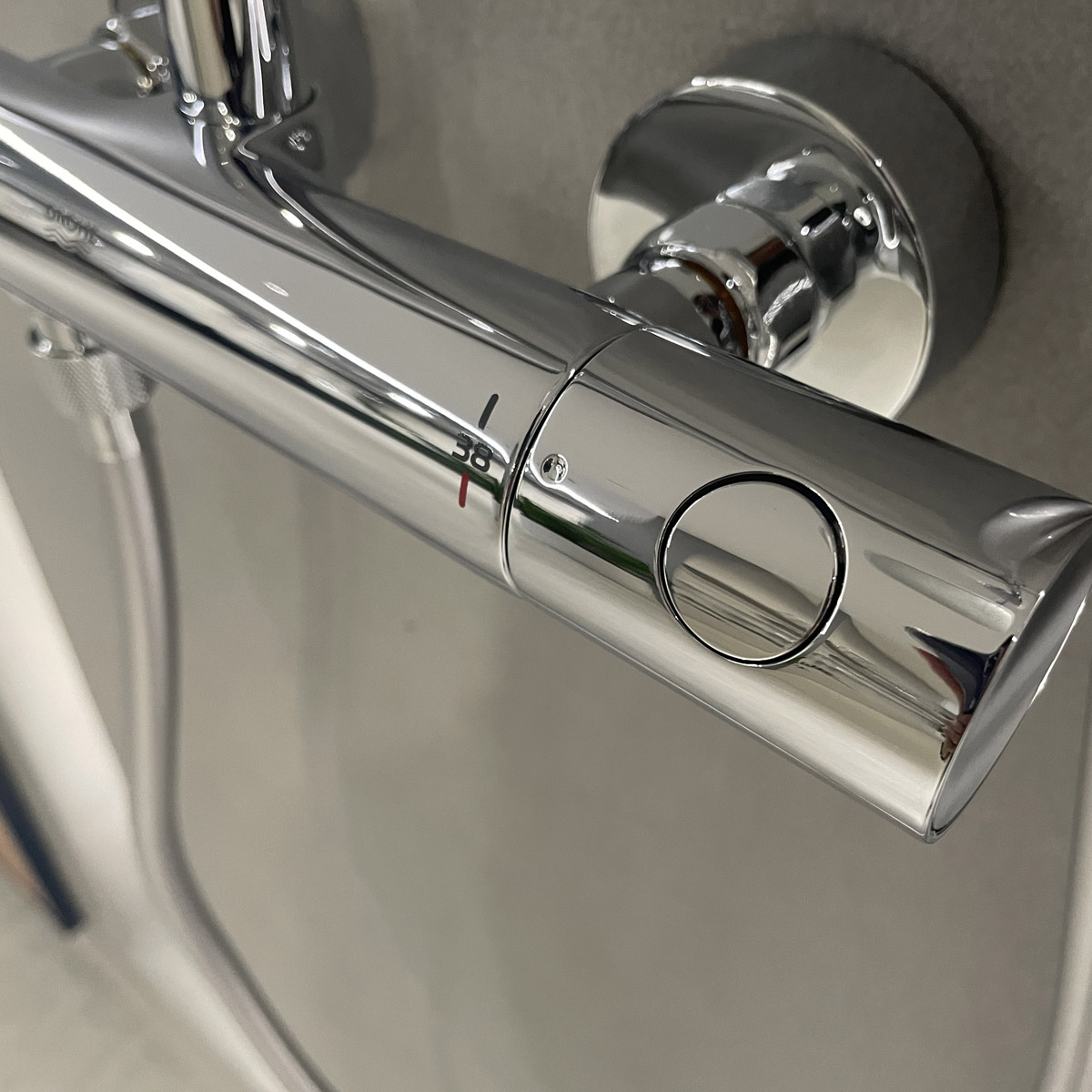 Bộ cây sen tắm ổn nhiệt Euphoria XXL Grohe 26075000