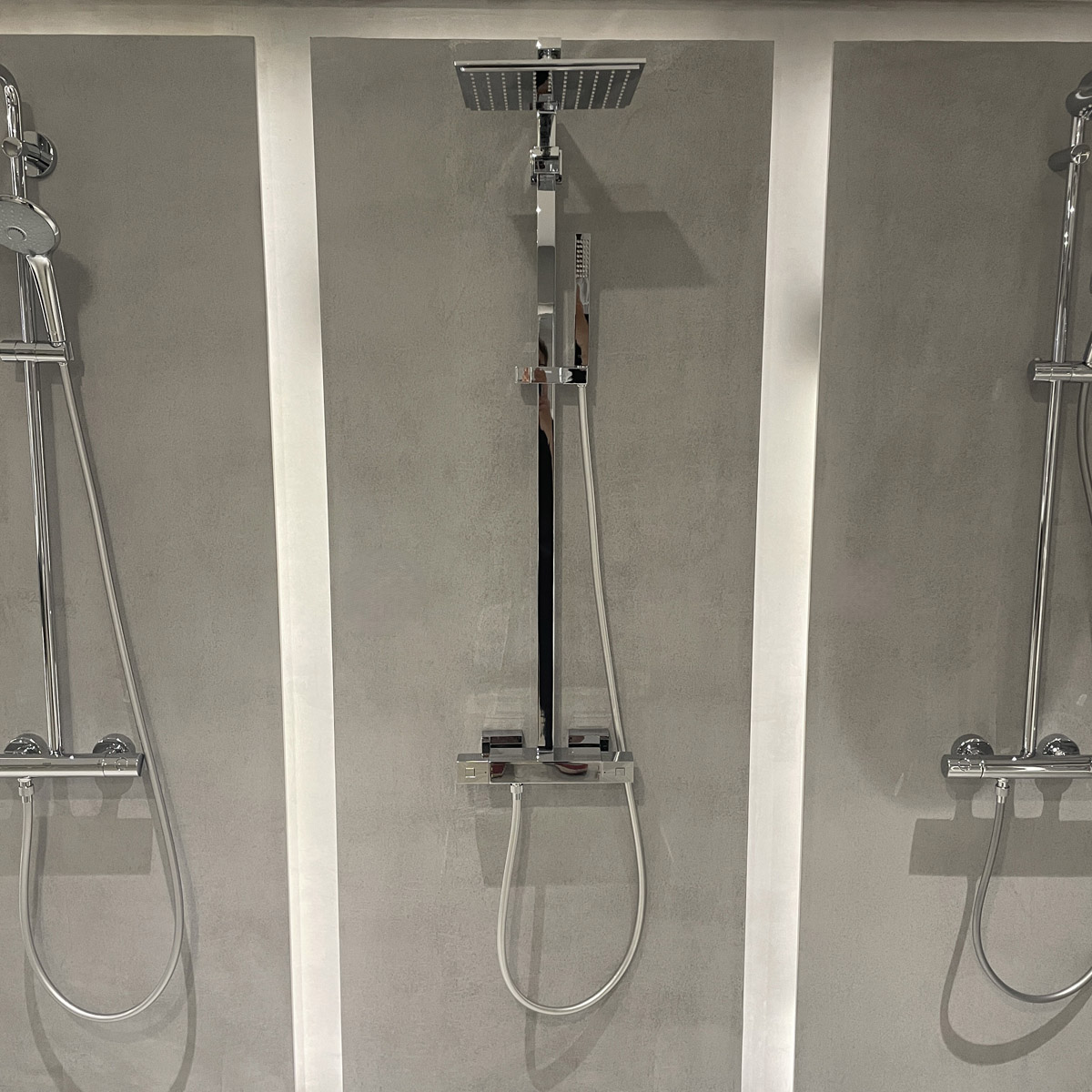 Bộ sen cây tắm đứng nhiệt độ Euphoria Cube GROHE 26087000