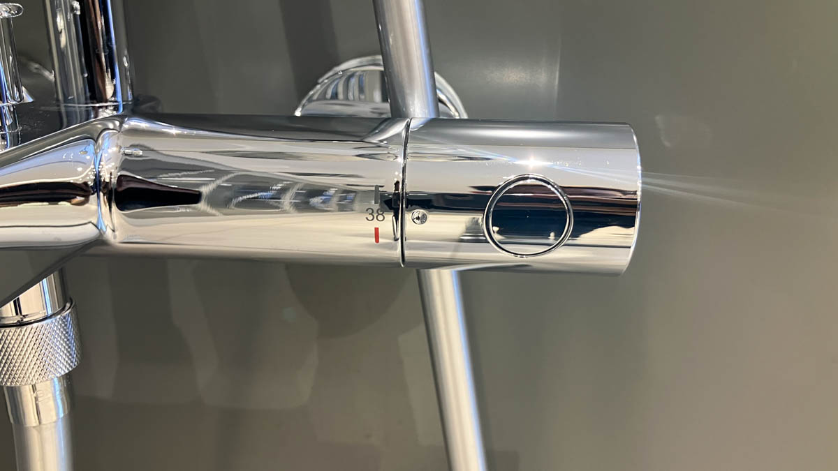 Bộ cây sen tắm ổn nhiệt Euphoria 260 GROHE 26114002