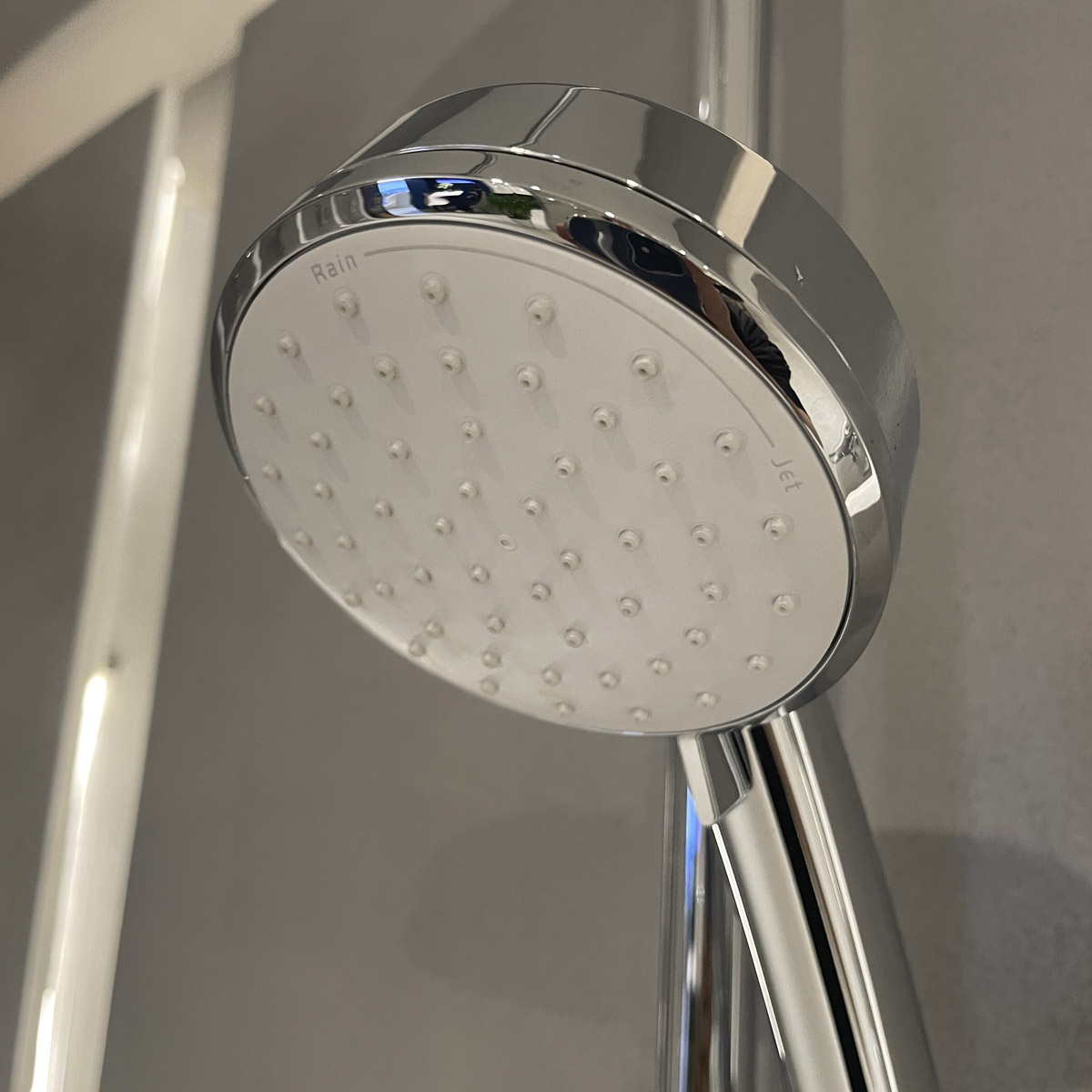 Bộ sen cây tắm đứng nhiệt độ Tempesta Cosmopolitan GROHE 26223001