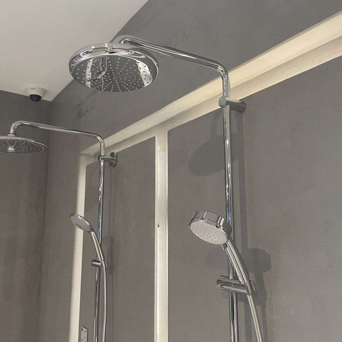 Bộ sen cây tắm đứng nhiệt độ Tempesta Cosmopolitan GROHE 26223001