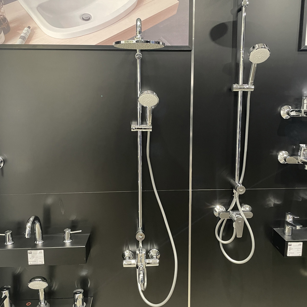 Thân sen cây tắm đứng Tempesta Rustic System 200 GROHE 26454001