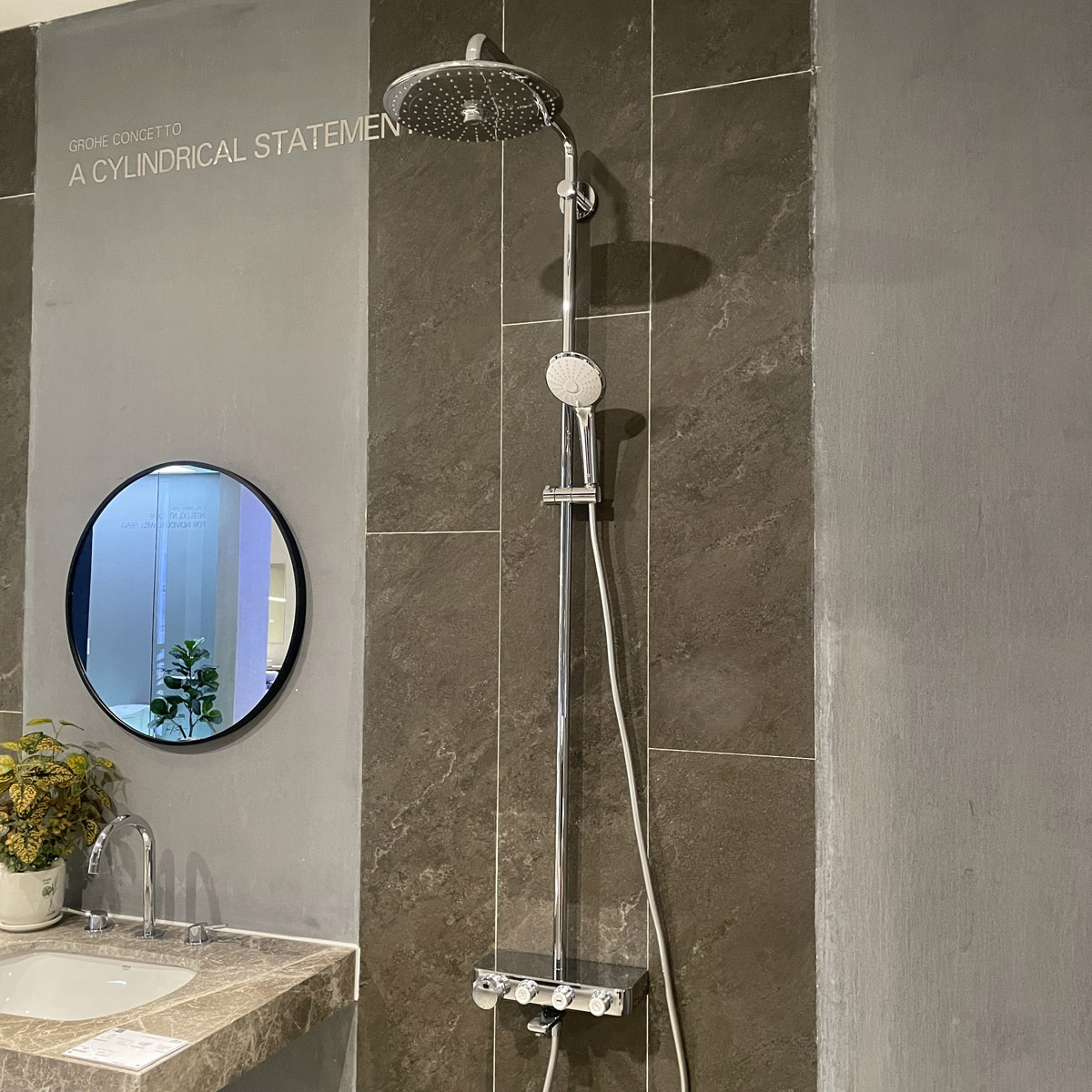 Bộ cây sen tắm ổn nhiệt SmartControl Euphoria Grohe 26510000