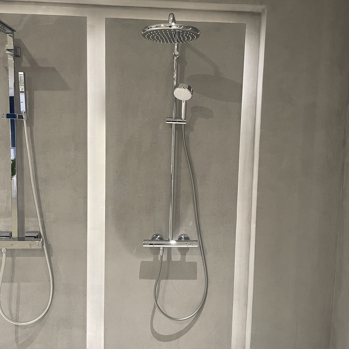 Bộ cây sen tắm ổn nhiệt Tempesta Cosmopolitan 250 GROHE 26670000