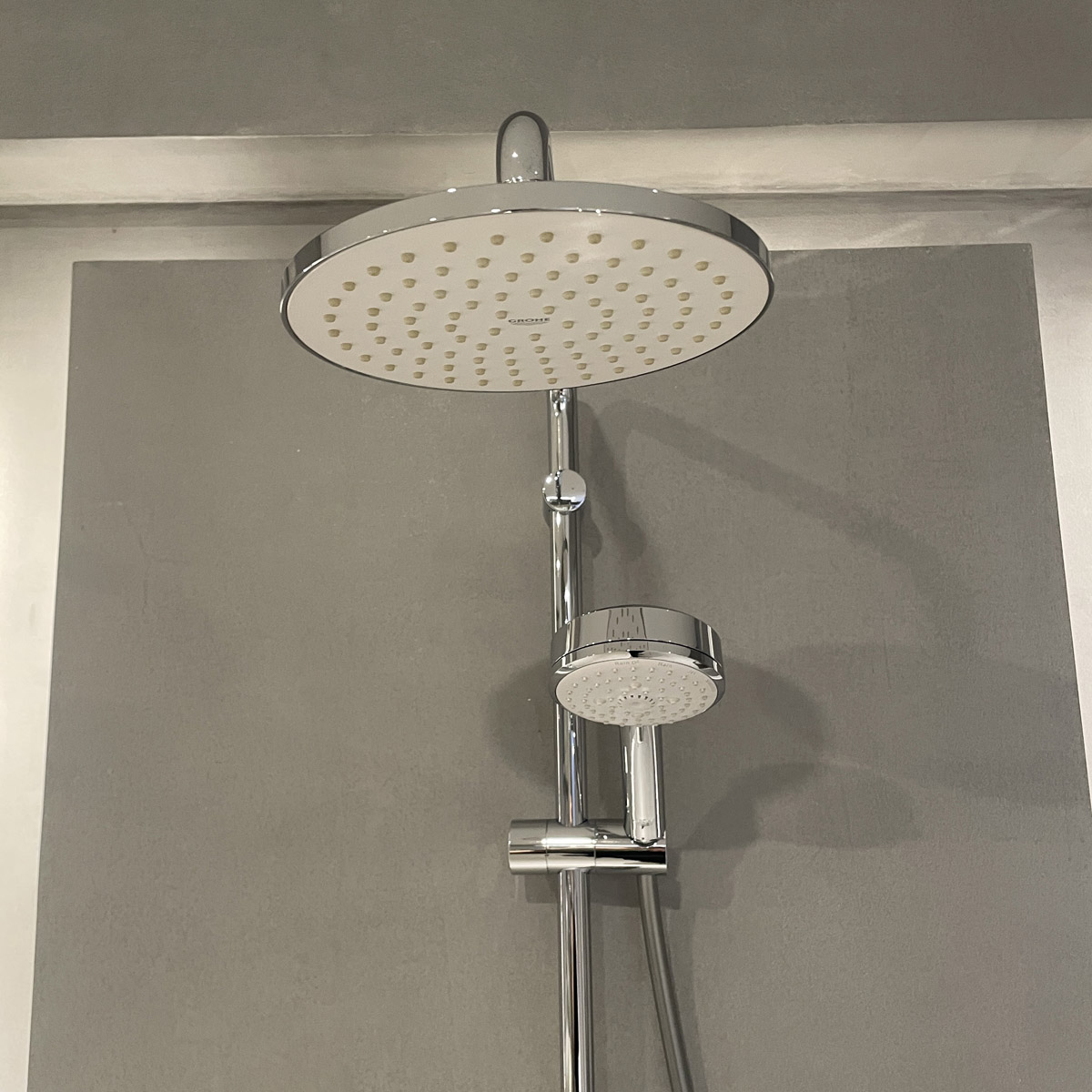 Sen cây tắm đứng GROHE 27394002 New Tempesta Cosmopolitan 200