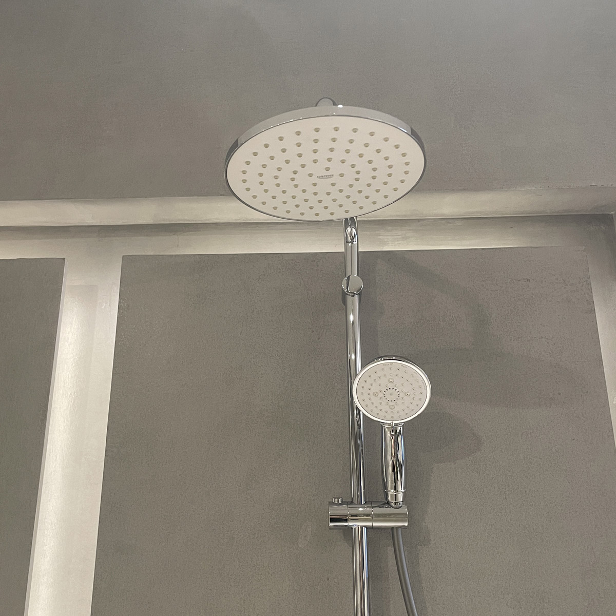 Thân sen cây tắm đứng Tempesta Rustic System 200 GROHE 27399002