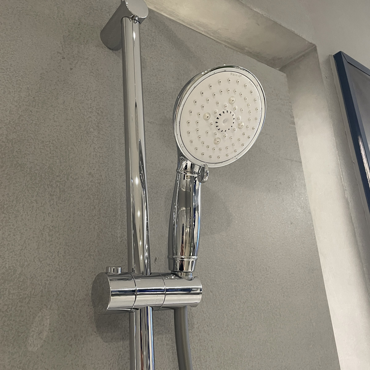 Thân sen cây tắm đứng Tempesta Rustic System 200 GROHE 27399002