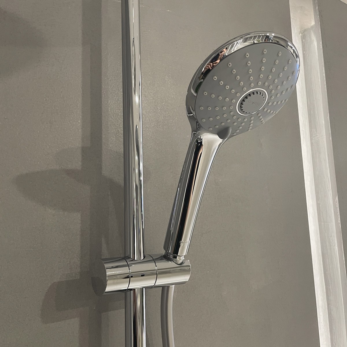 Thân sen cây tắm đứng Euphoria System 260 GROHE 27421002