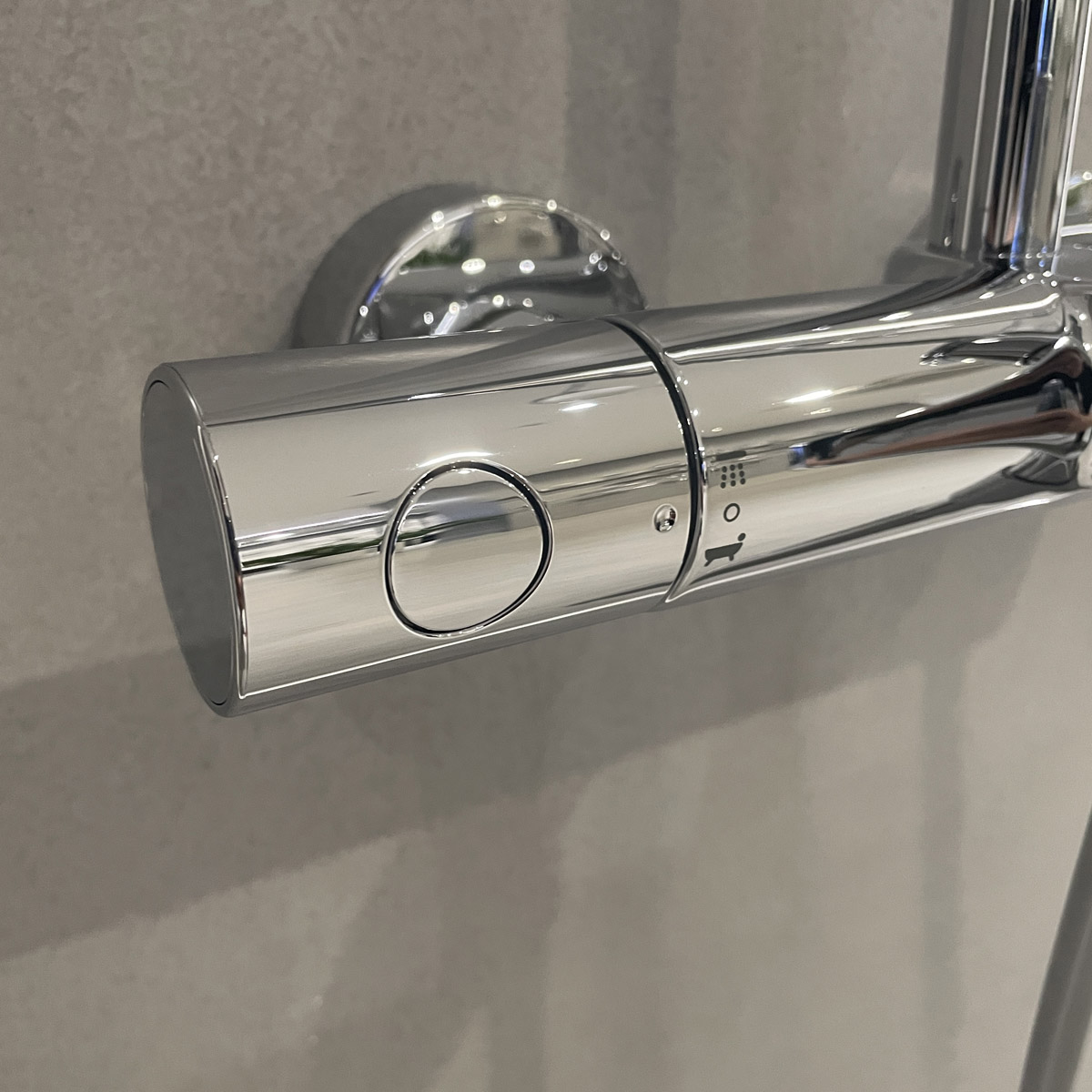 Bộ cây sen tắm ổn nhiệt Euphoria system Grohe 27475001