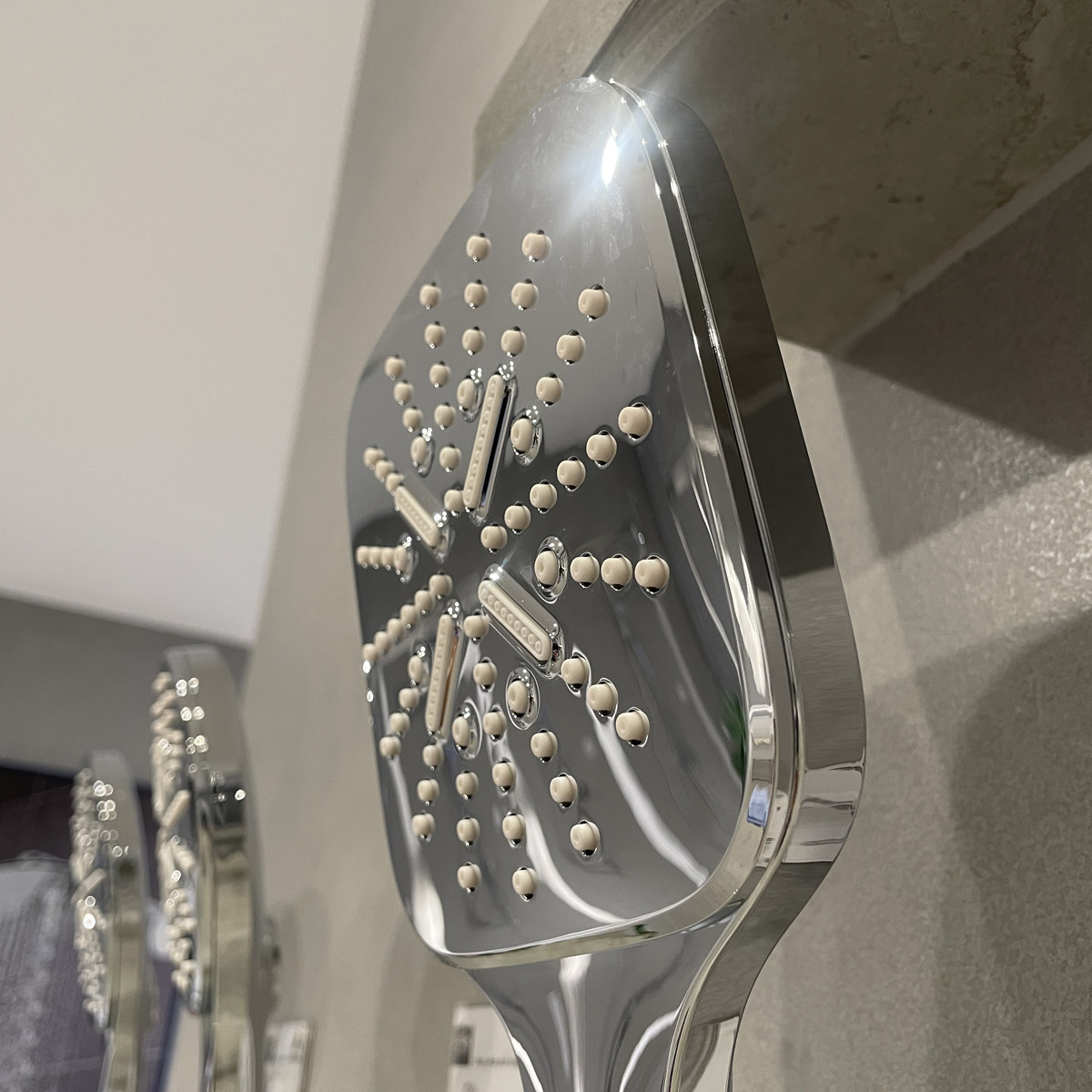 Tay sen tắm RSH SmartActive CUBE 130 Grohe 26550000