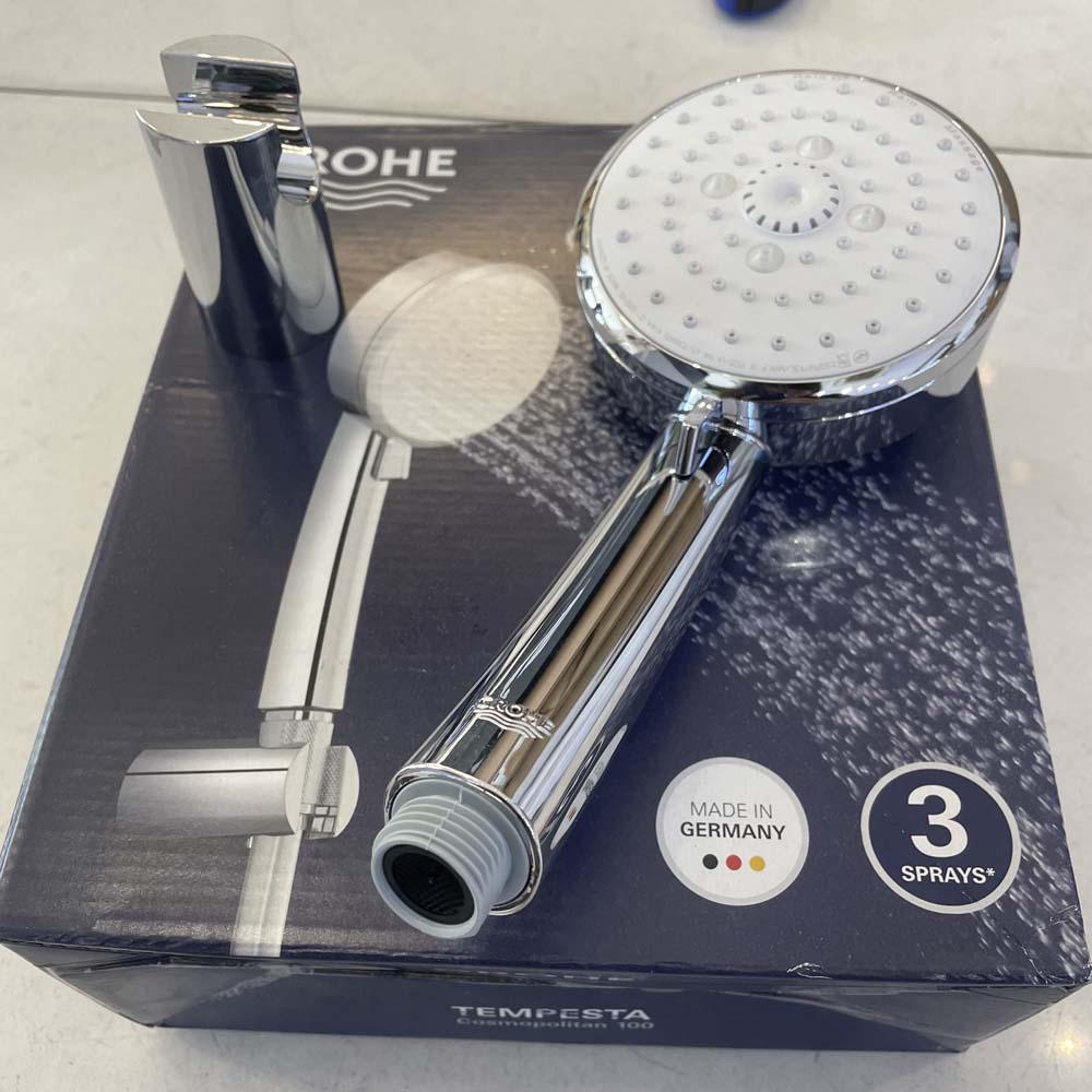 Bộ tay và gác sen tắm New Tempesta Cosmopolitan 100 GROHE 27588002