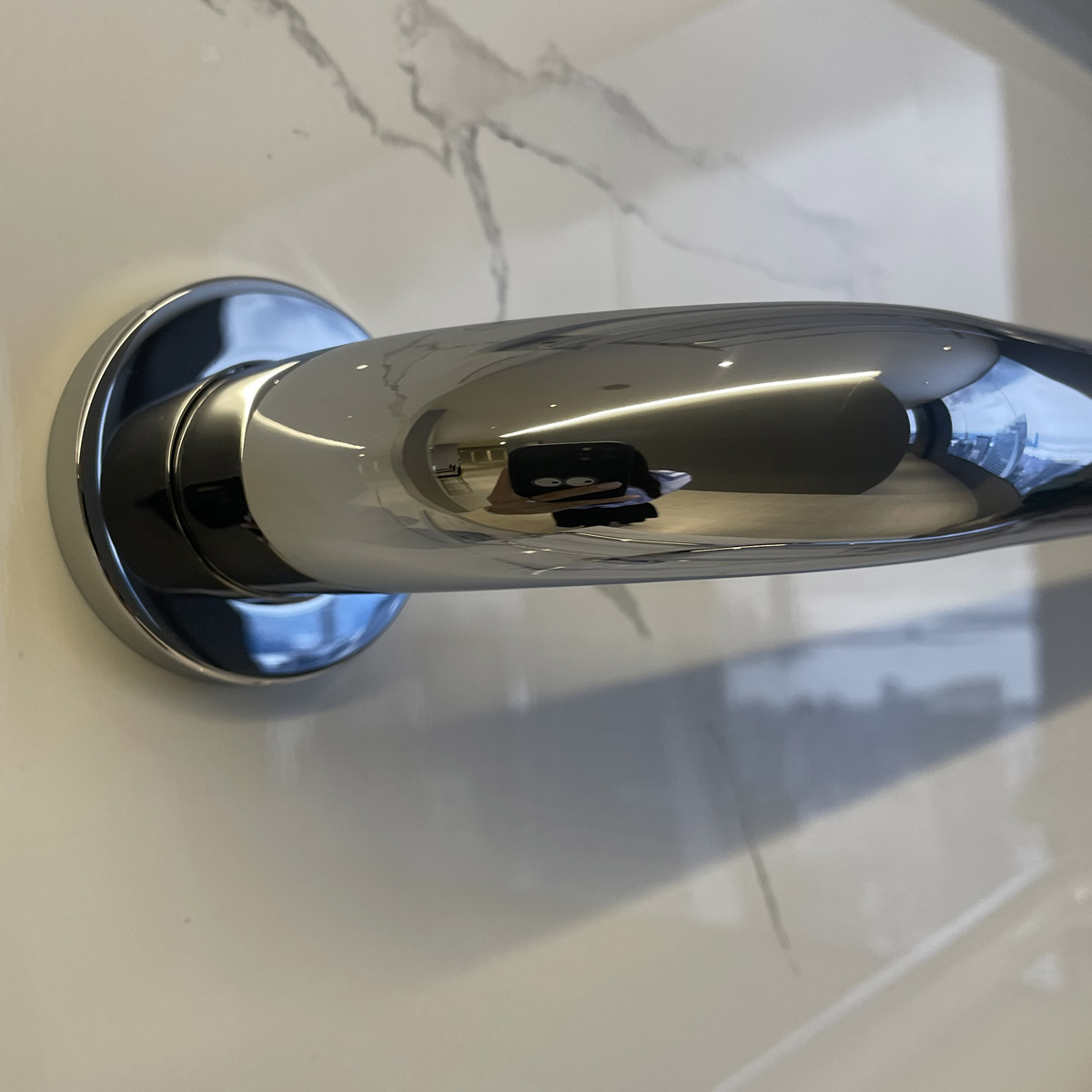 Thanh tay vịn Essentials GROHE 40794001