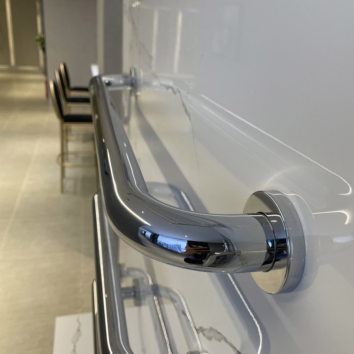 Thanh tay vịn Essentials GROHE 40794001