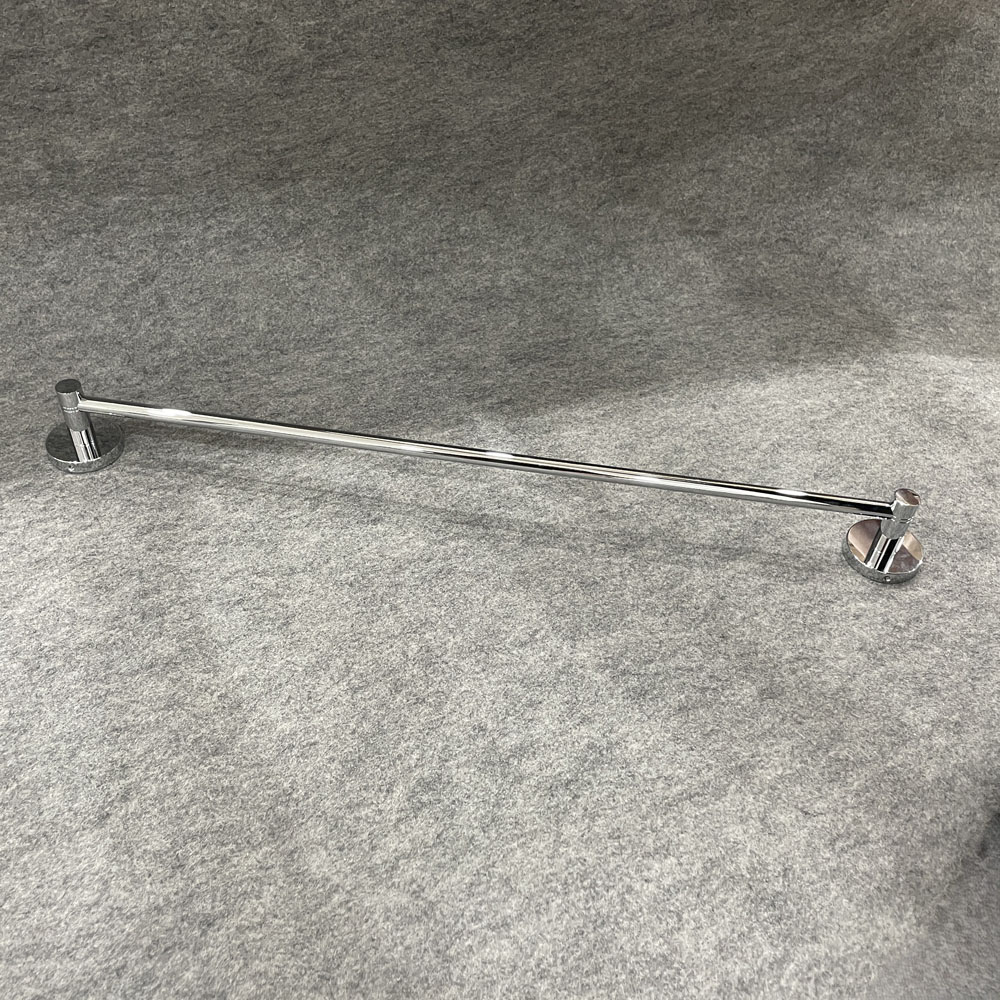 Thanh treo khăn Essentials 600mm GROHE 40366001