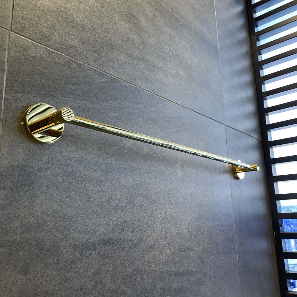 Thanh treo khăn Essentials 600mm GROHE 40366001