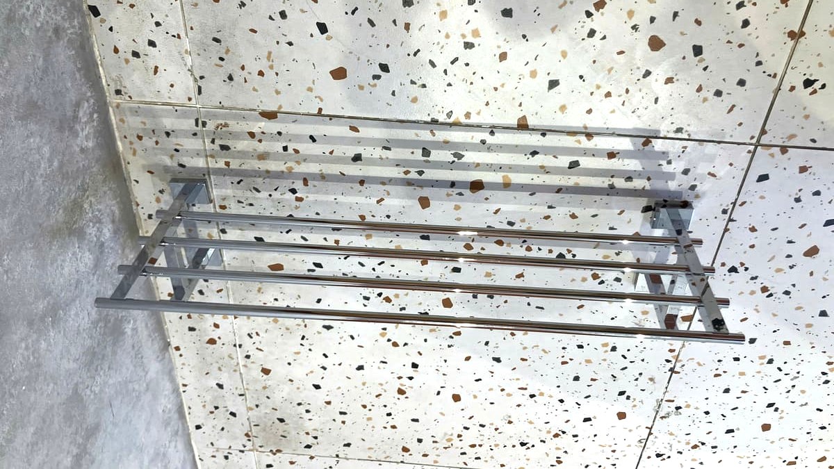 Thanh treo khăn 2 tầng Essentials Cube Multi 558mm Grohe 40512001