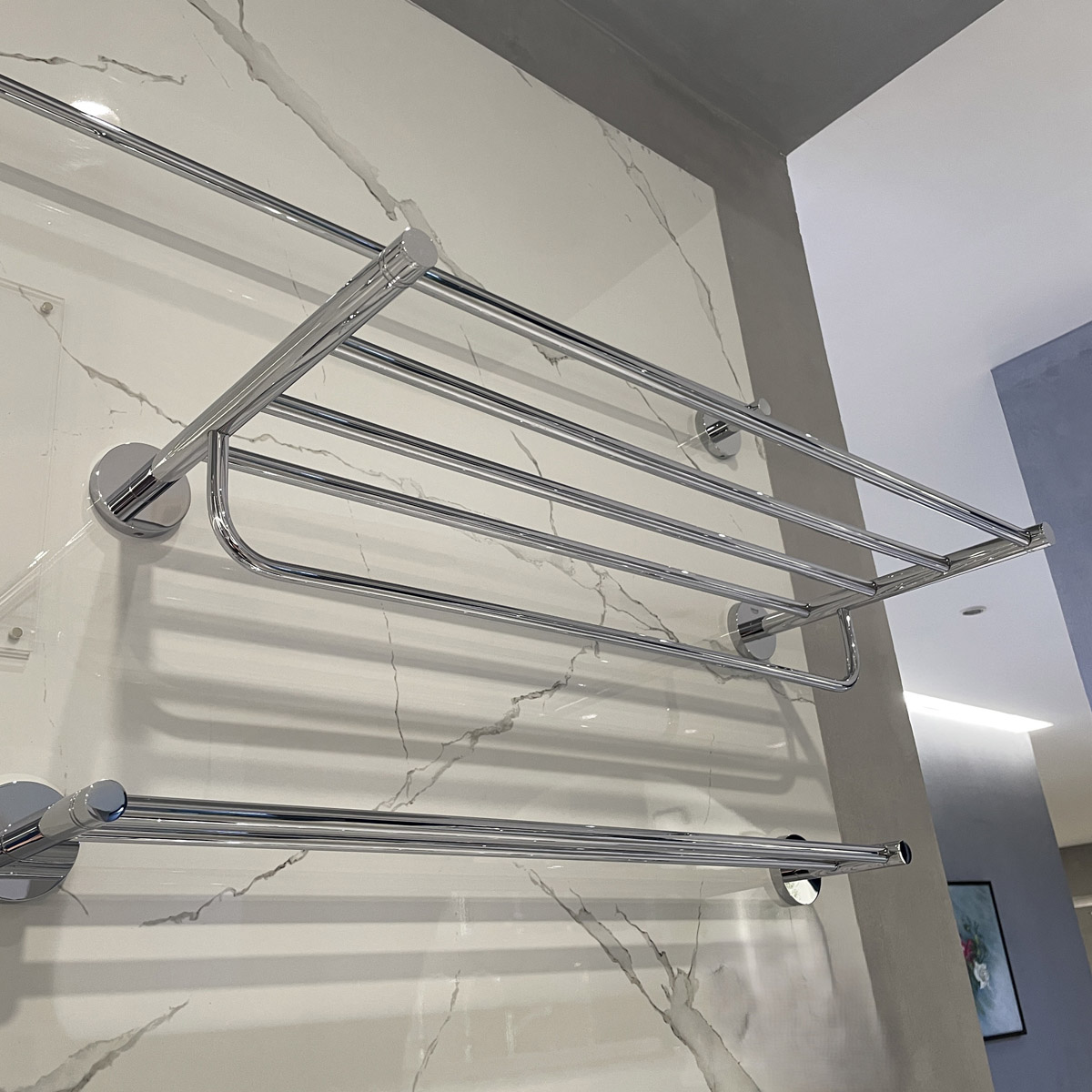 Thanh treo khăn Essentials 550mm GROHE 40800001