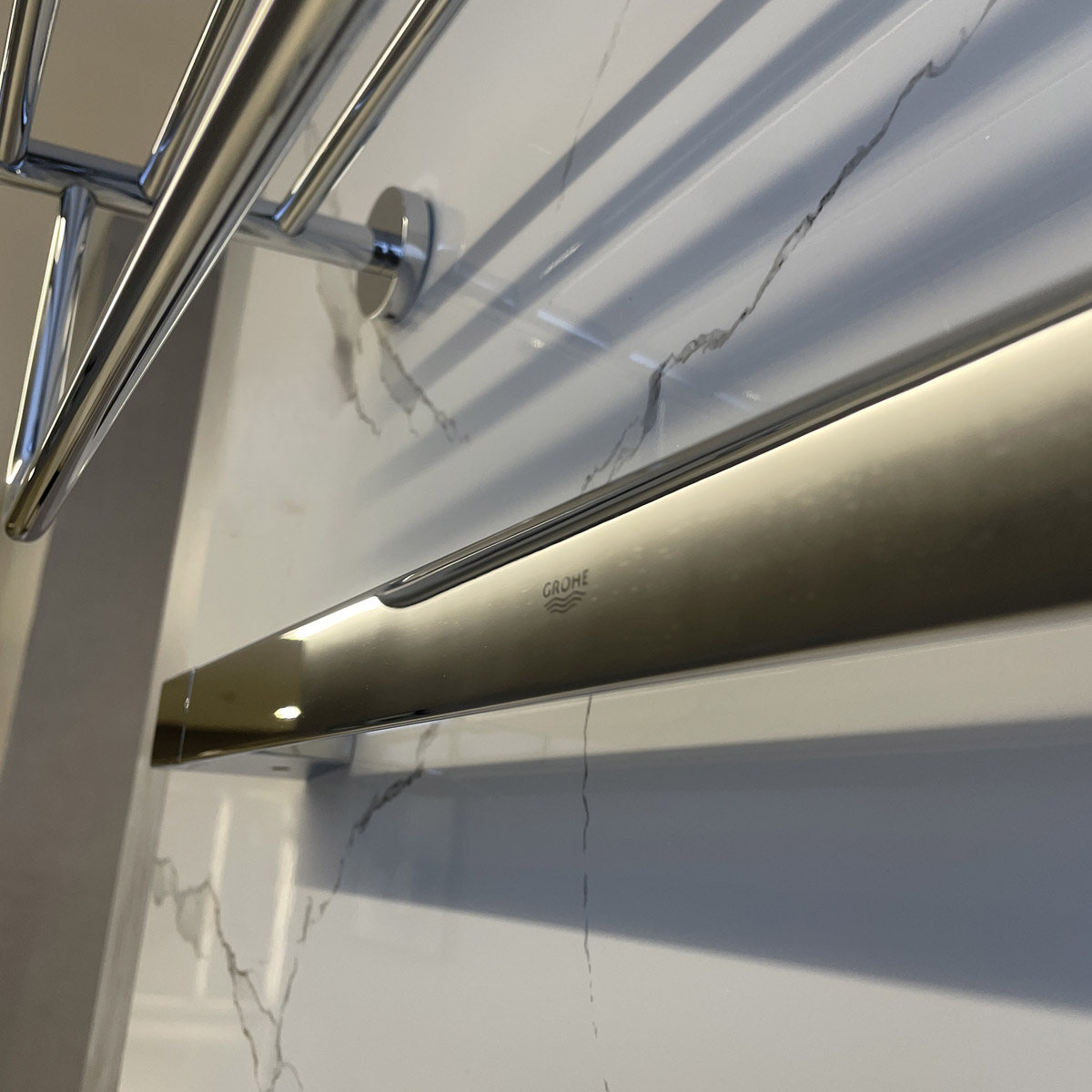 Thanh treo khăn đơn Selection Cube GROHE 40807000