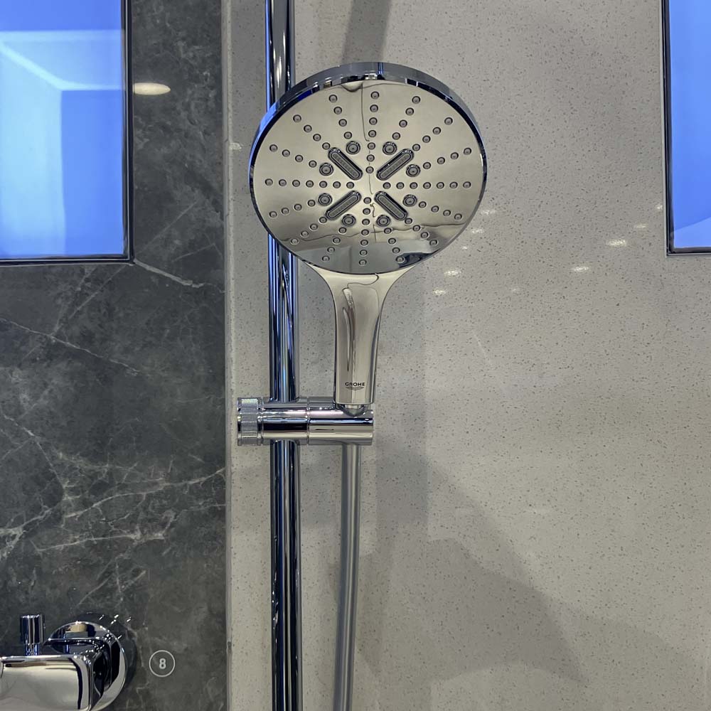 Bộ thanh trượt tay sen tắm 3 chế độ Rainshower SmartActive 150 GROHE 26593000