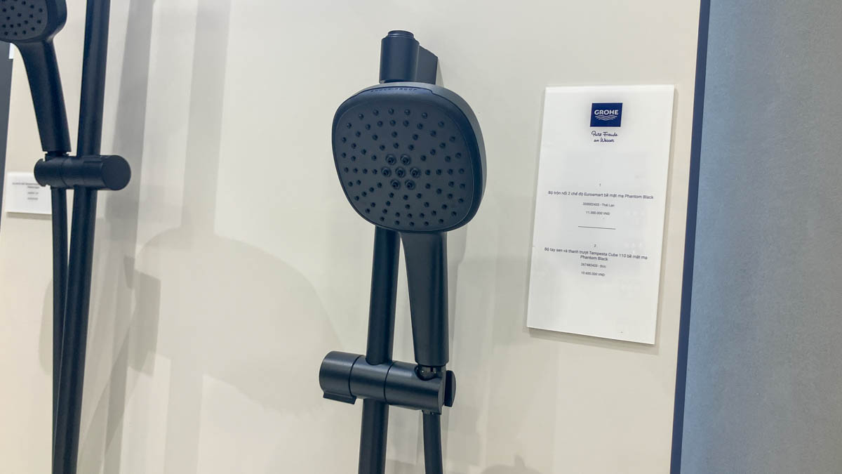 Bộ tay sen và thanh trượt sen 2 chế độ Tempesta Cube 110 GROHE 26748003