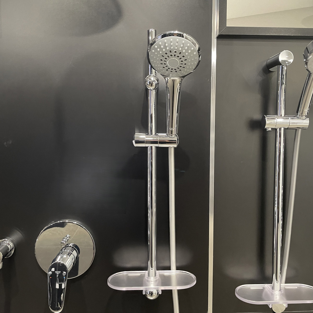 Bộ thanh trượt tay sen tắm 3 chế độ Euphoria 110 Champagne GROHE 27232001