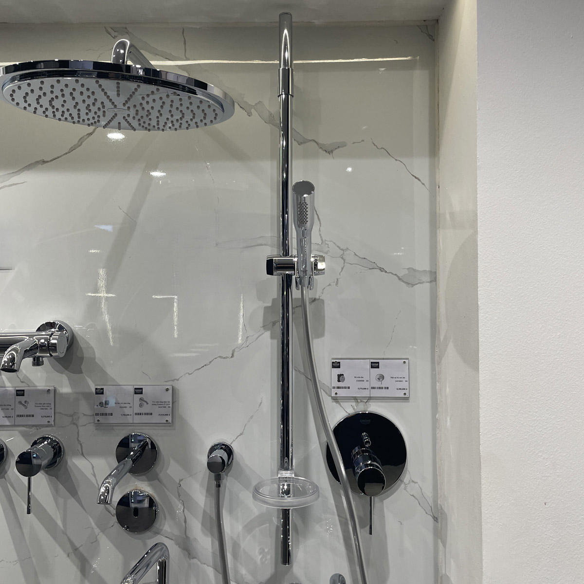 Bộ thanh trượt tay sen tắm Euphoria Cosmopolitan Stick GROHE 27368000