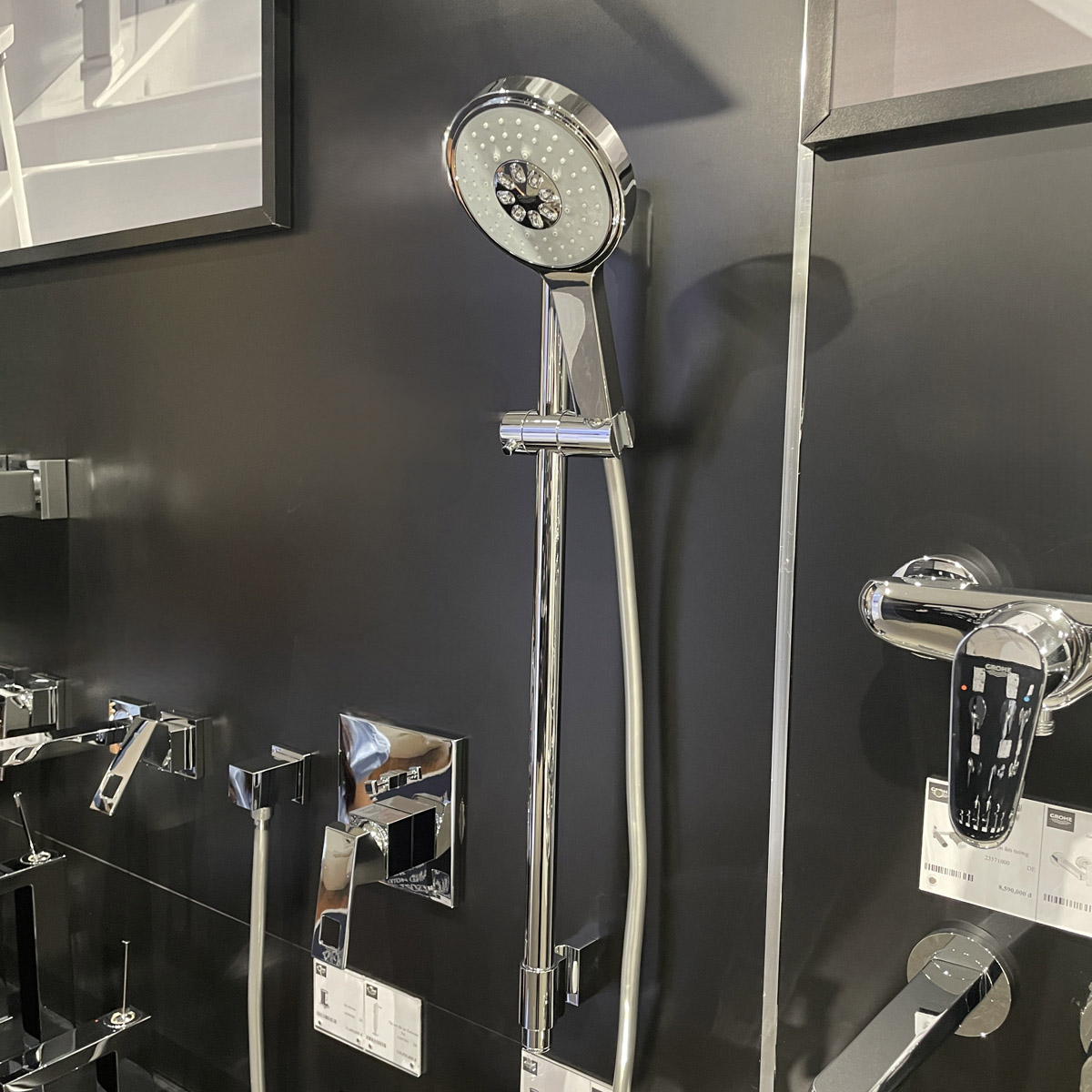 Bộ tay sen và thanh trượt sen 4 chế độ Power+Soul 130 GROHE 27732000