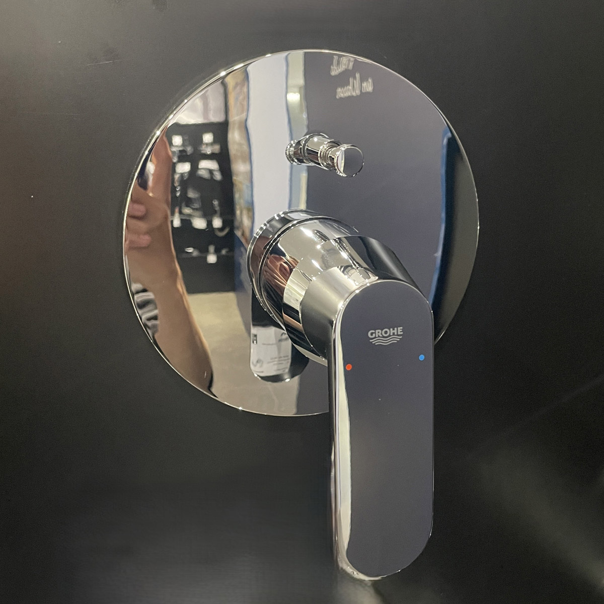 Van nóng lạnh kèm chuyển hướng 2 đường Eurosmart Cosmopolitan GROHE 19382000