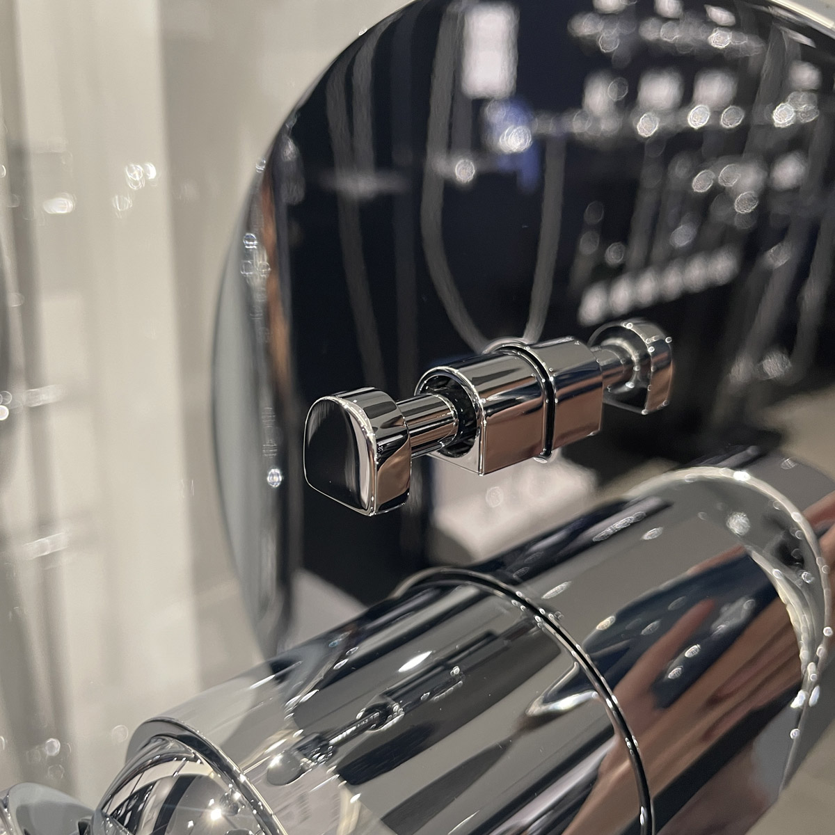 Van nóng lạnh kèm chuyển hướng 2 đường Plus GROHE 24060003