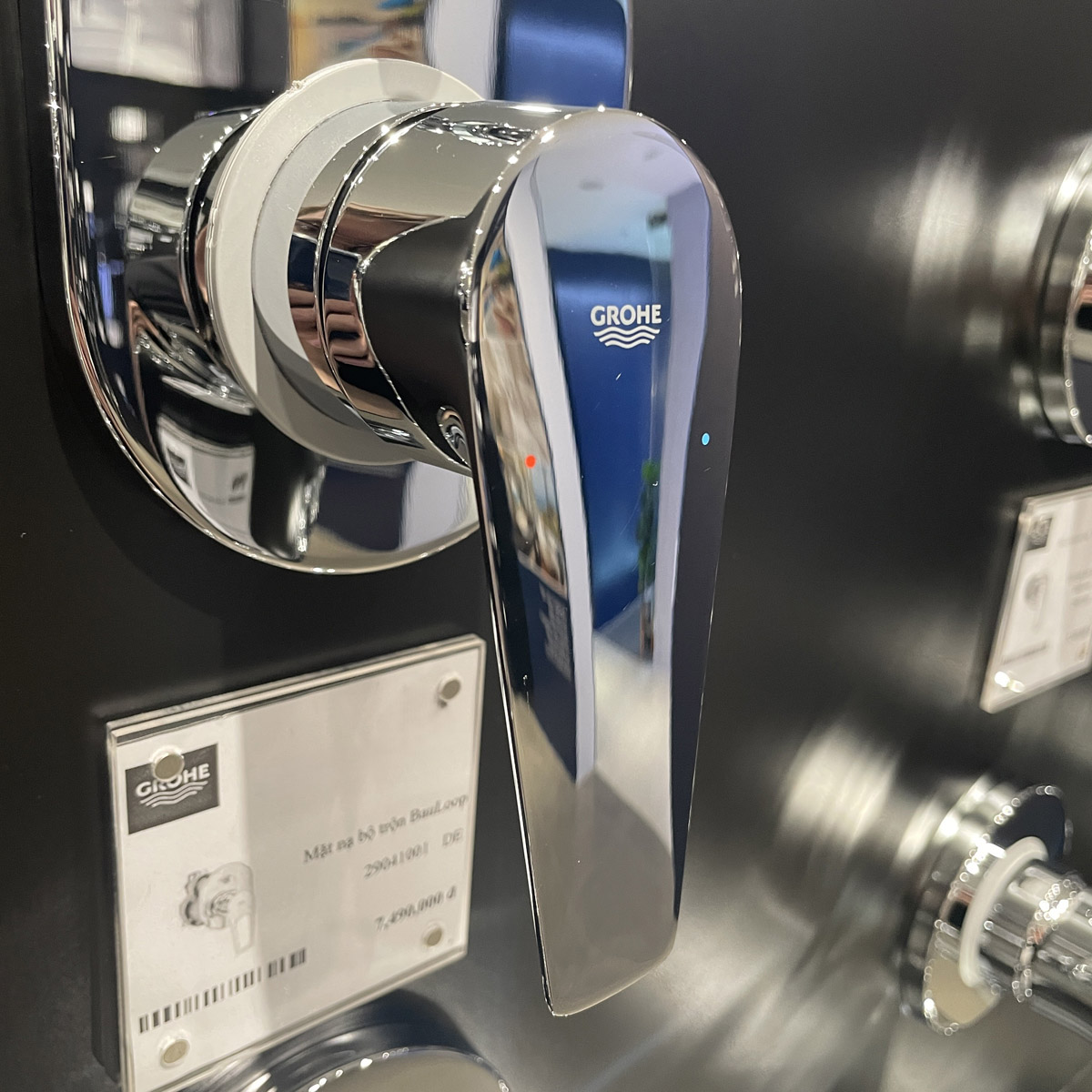 Bộ trộn sen tắm âm tường BauEdge OHM GROHE 29039001