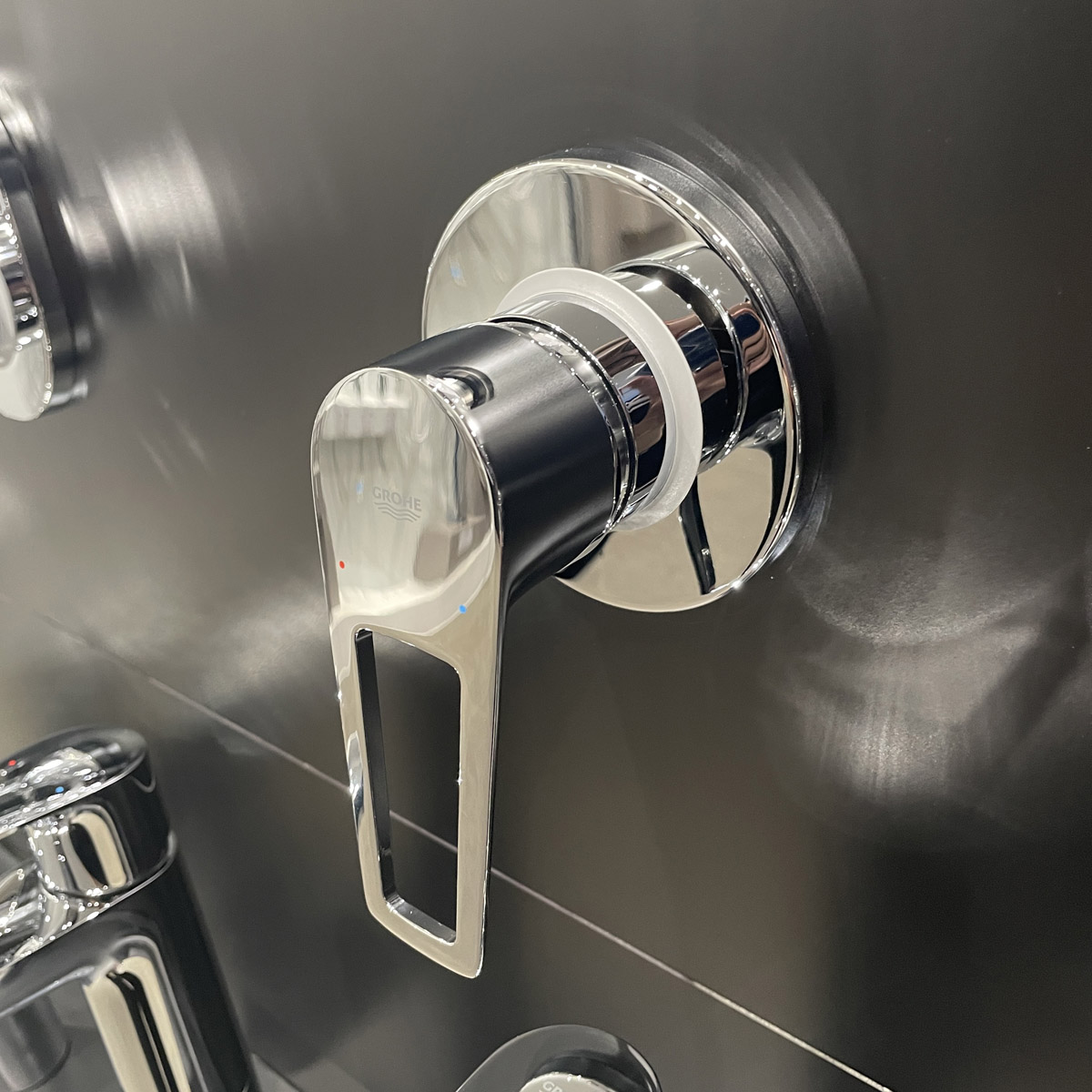 Van điều chỉnh nóng lạnh BauLoop GROHE 29042001