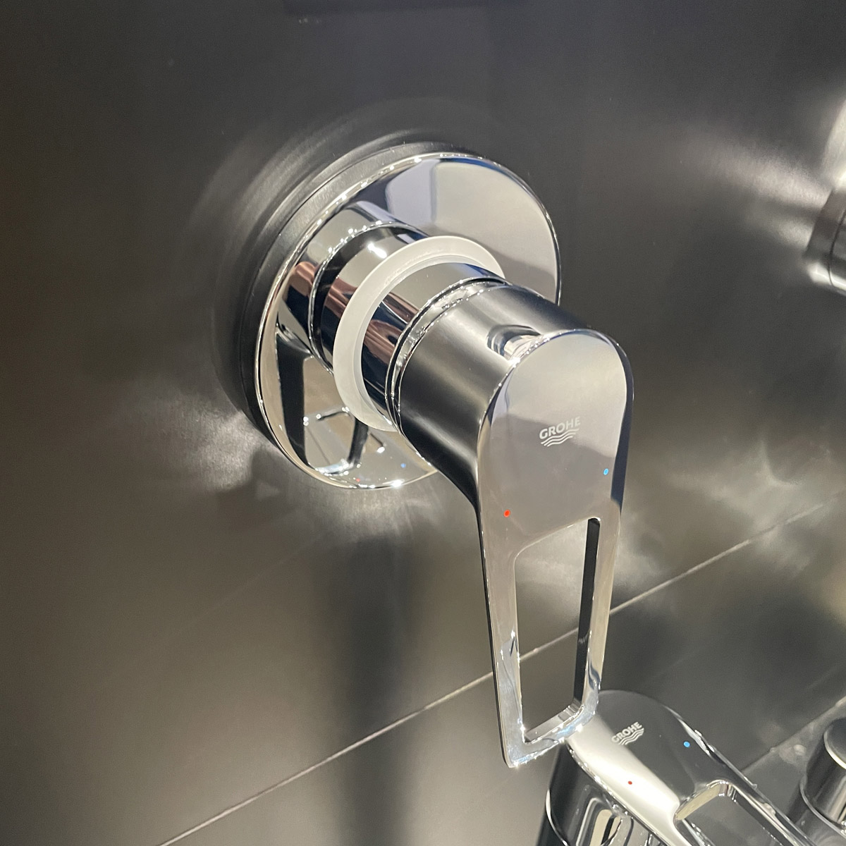 Van điều chỉnh nóng lạnh BauLoop GROHE 29042001