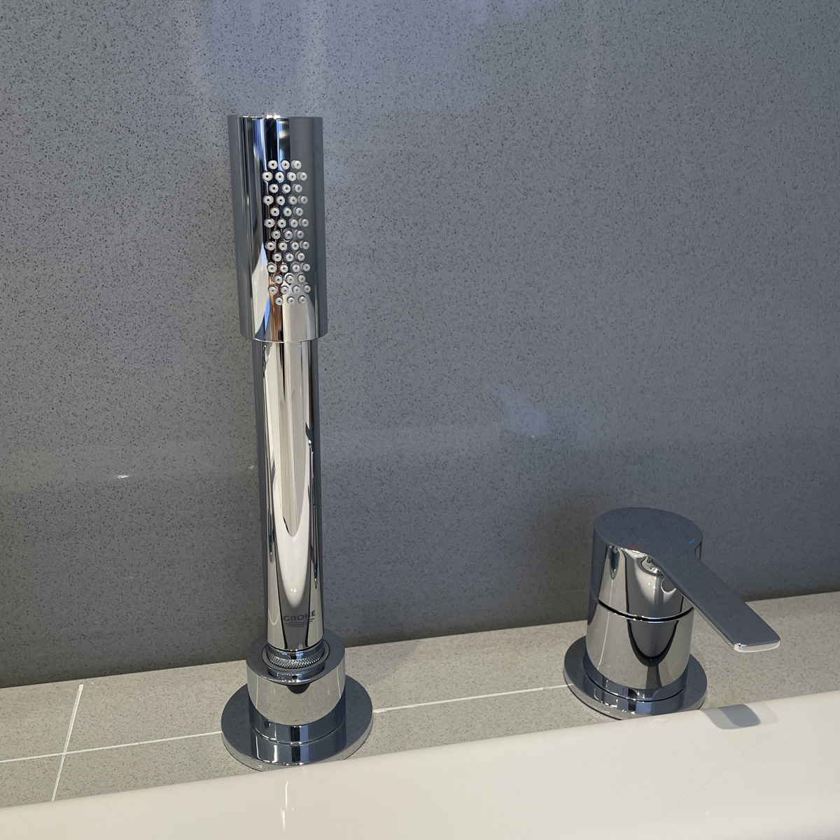 Vòi bồn tắm 4 lỗ nóng lạnh Lineare GROHE 19577001