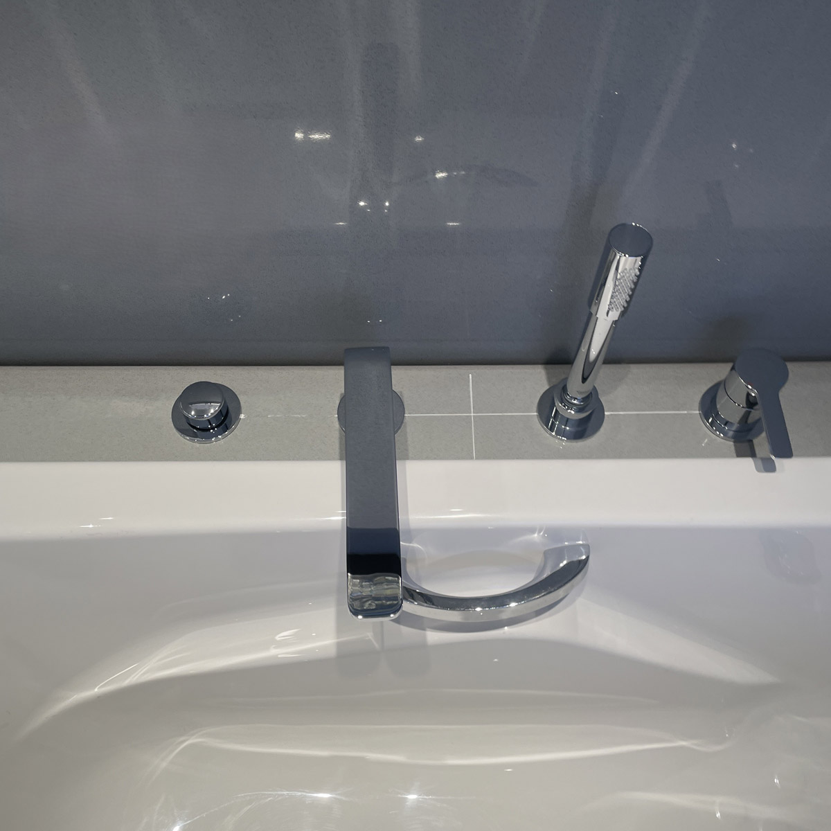 Vòi bồn tắm 4 lỗ nóng lạnh Lineare GROHE 19577001