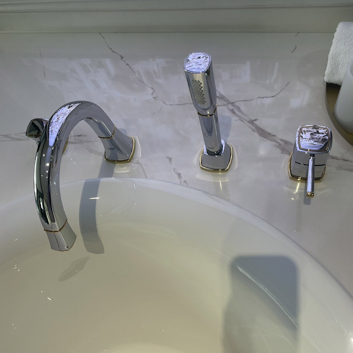 Bộ vòi xả bồn 4 lỗ Grandera GROHE 19936IG0