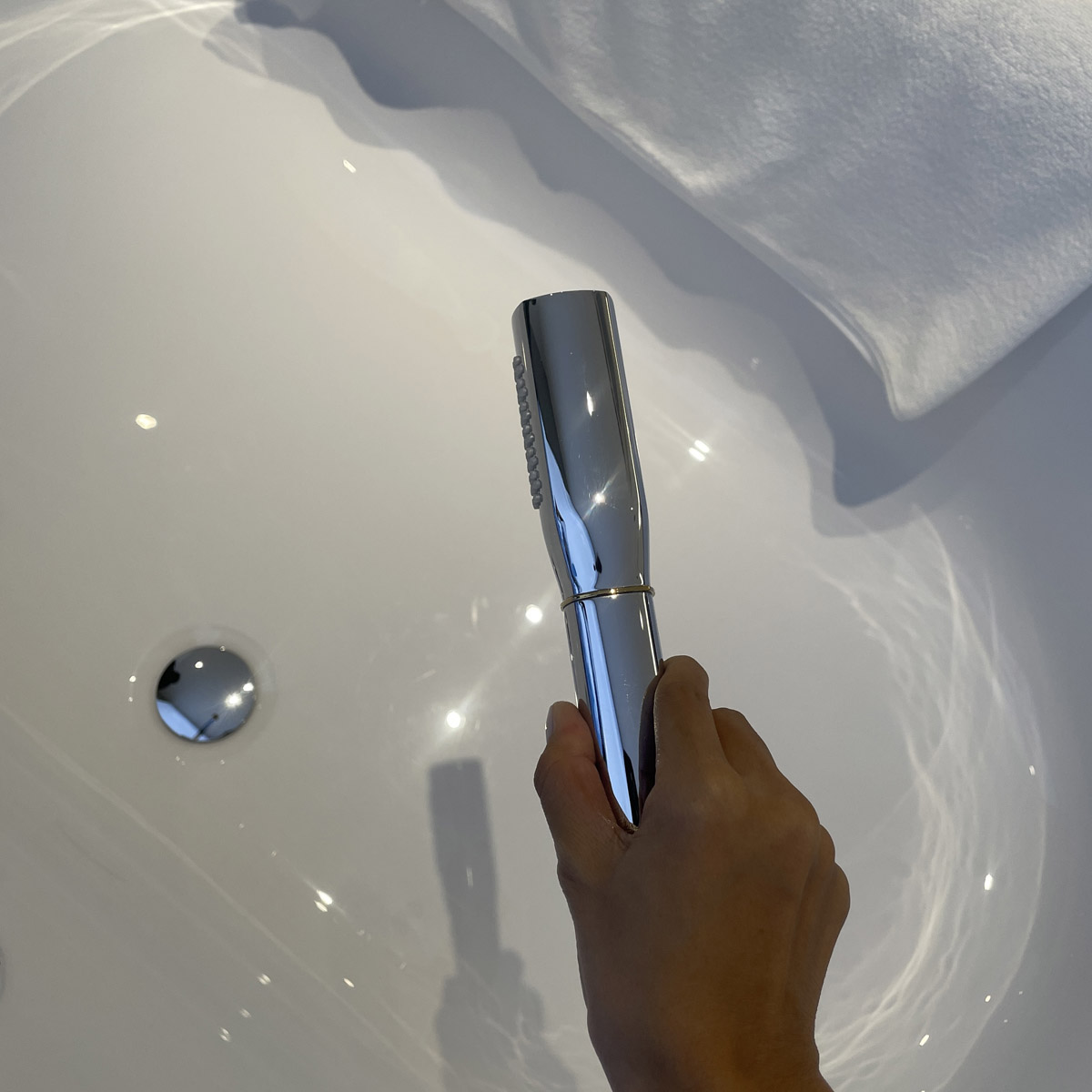 Vòi xả bồn tắm đặt sàn Grandera GROHE 23318IG0