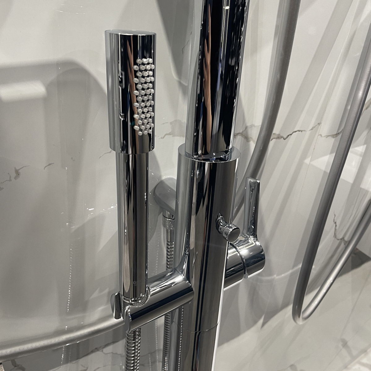 Vòi bồn tắm nóng lạnh đặt sàn Lineare GROHE 23792001