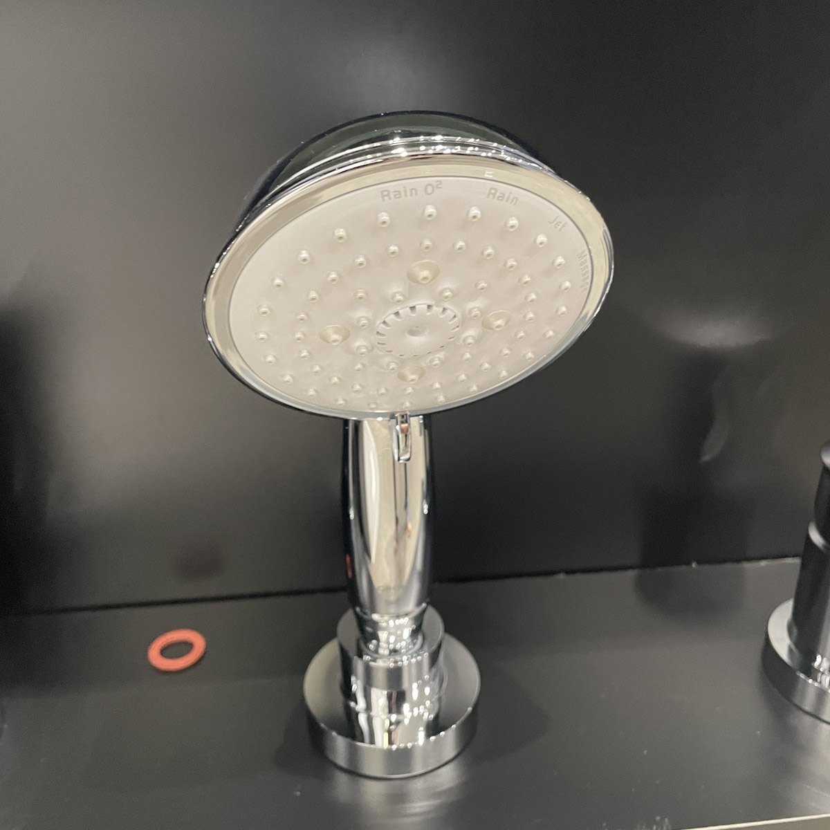 Vòi bồn tắm 3 lỗ nóng lạnh kèm tay sen BauClassic GROHE 2511800A