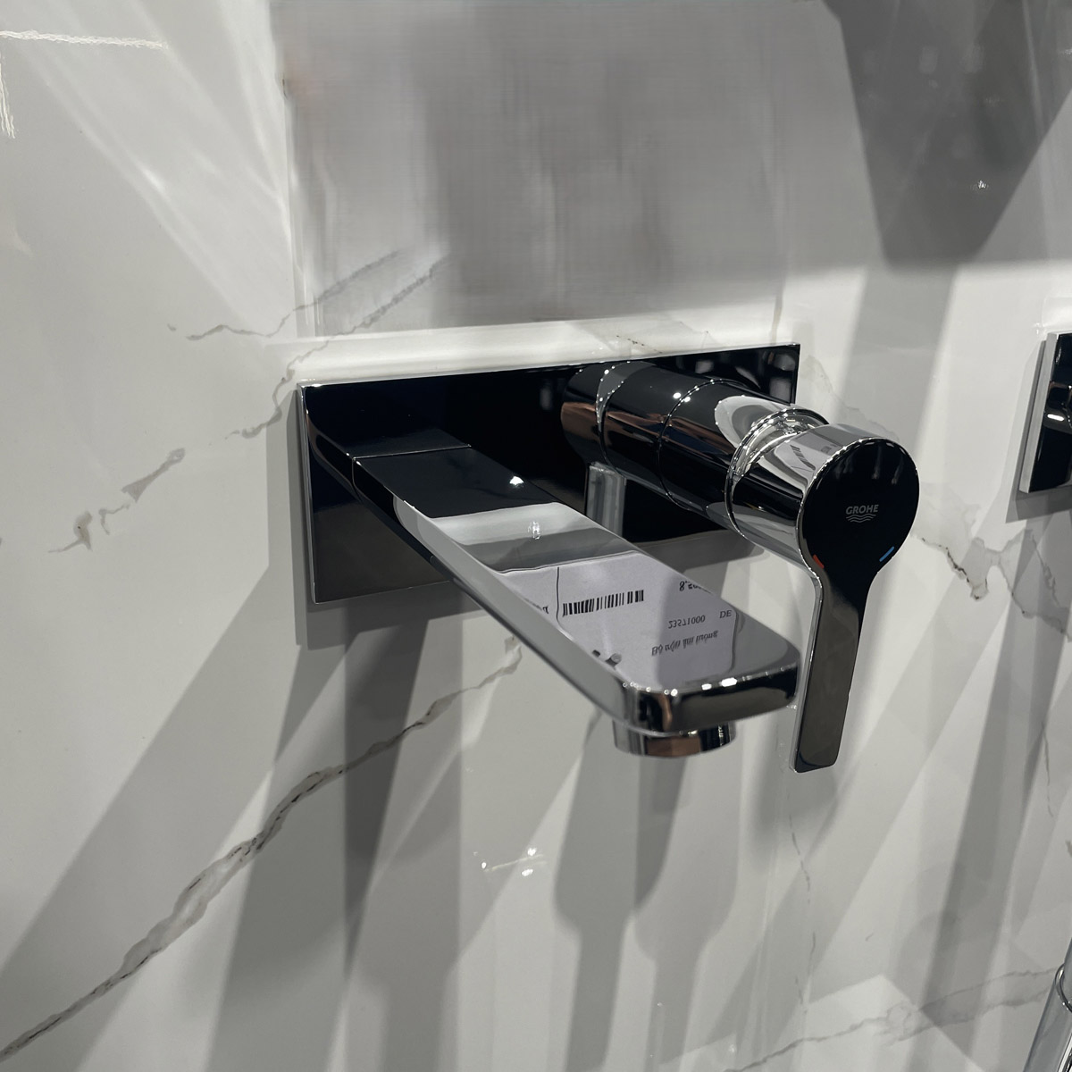 Vòi chậu gắn tường nóng lạnh 2 lỗ Lineare GROHE 19409001