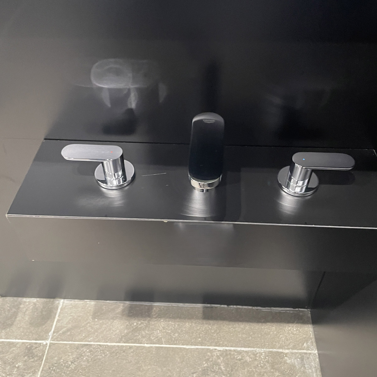 Vòi chậu nóng lạnh 3 lỗ Eurosmart Cosmopolitan GROHE 20187000